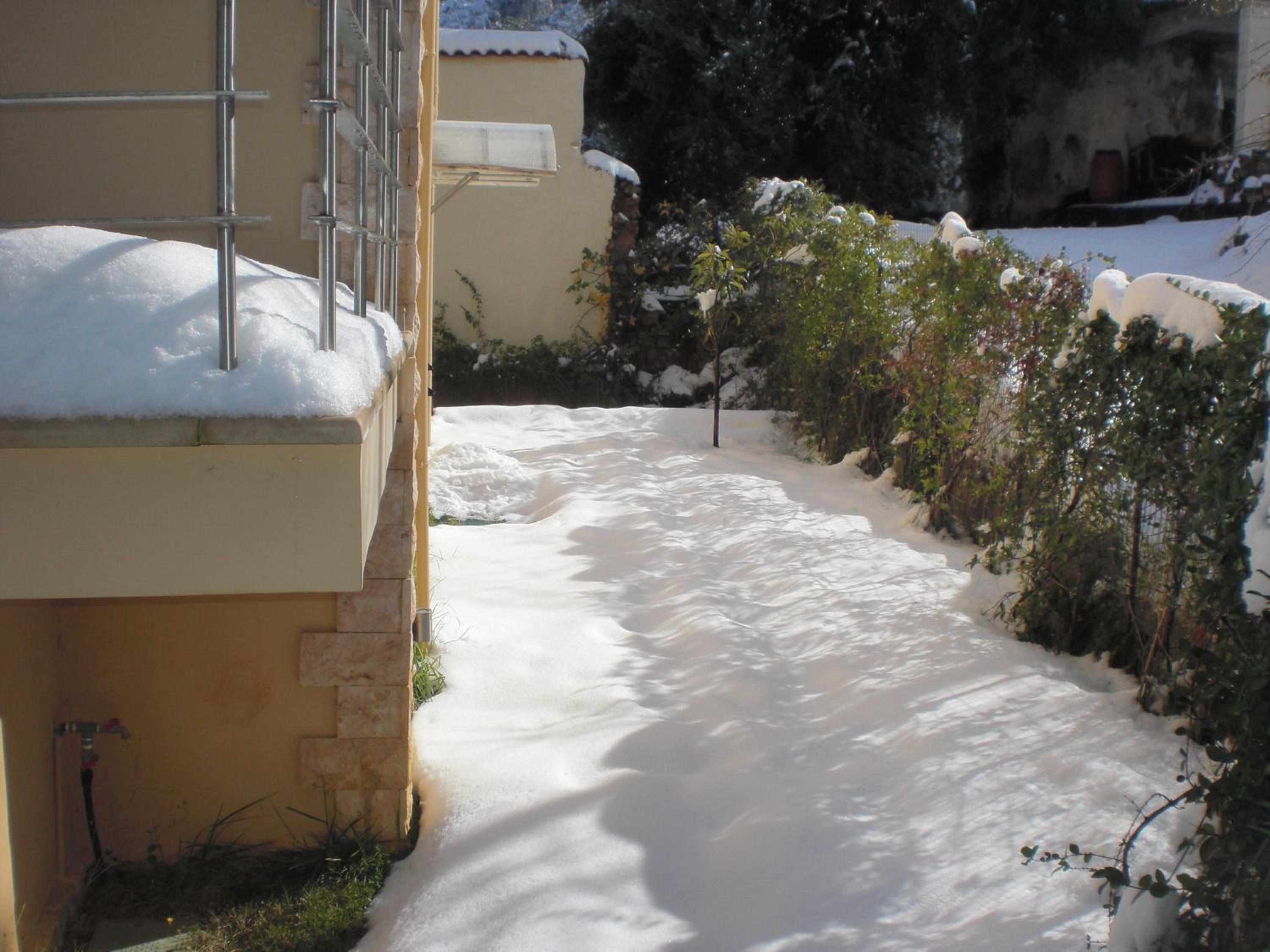 Villa photo 2