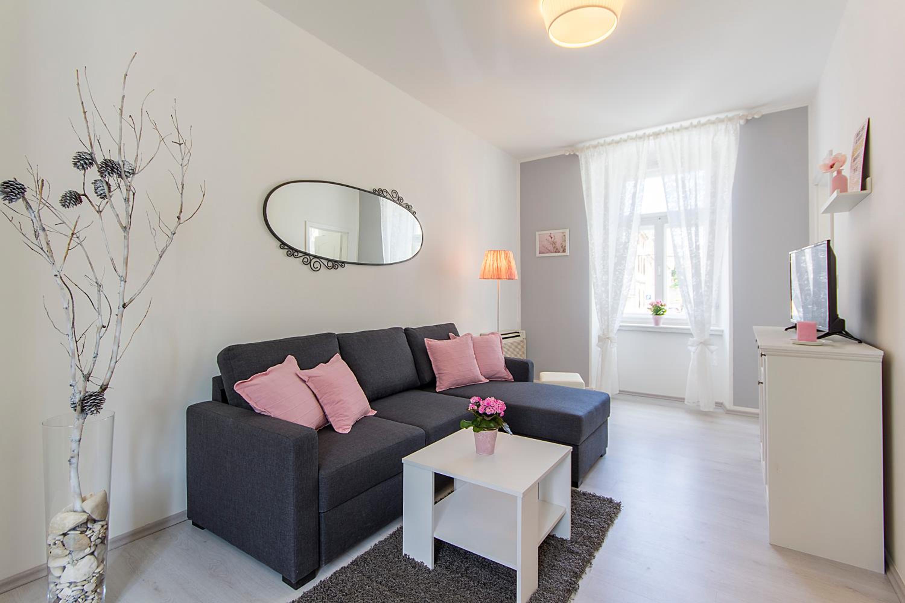 One-Bedroom Apartment - First Floor