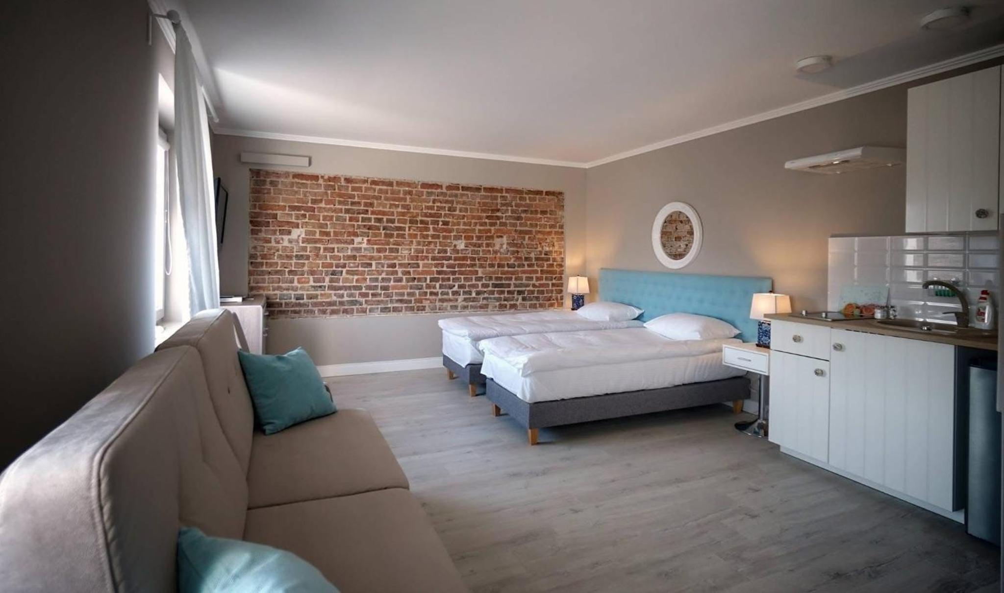 Deluxe Double Room with Extra Bed photo 1
