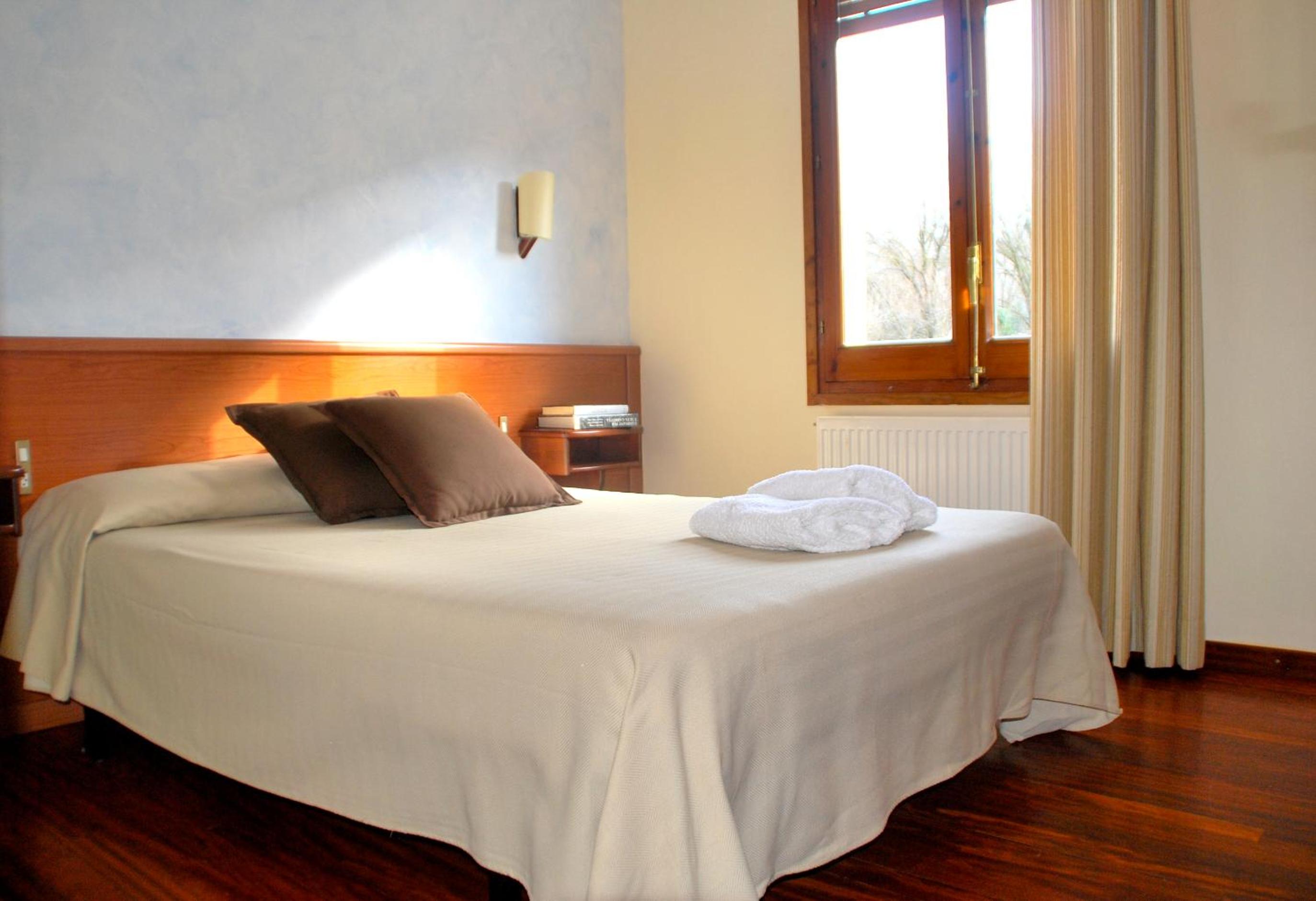 Double or Twin Room photo 3