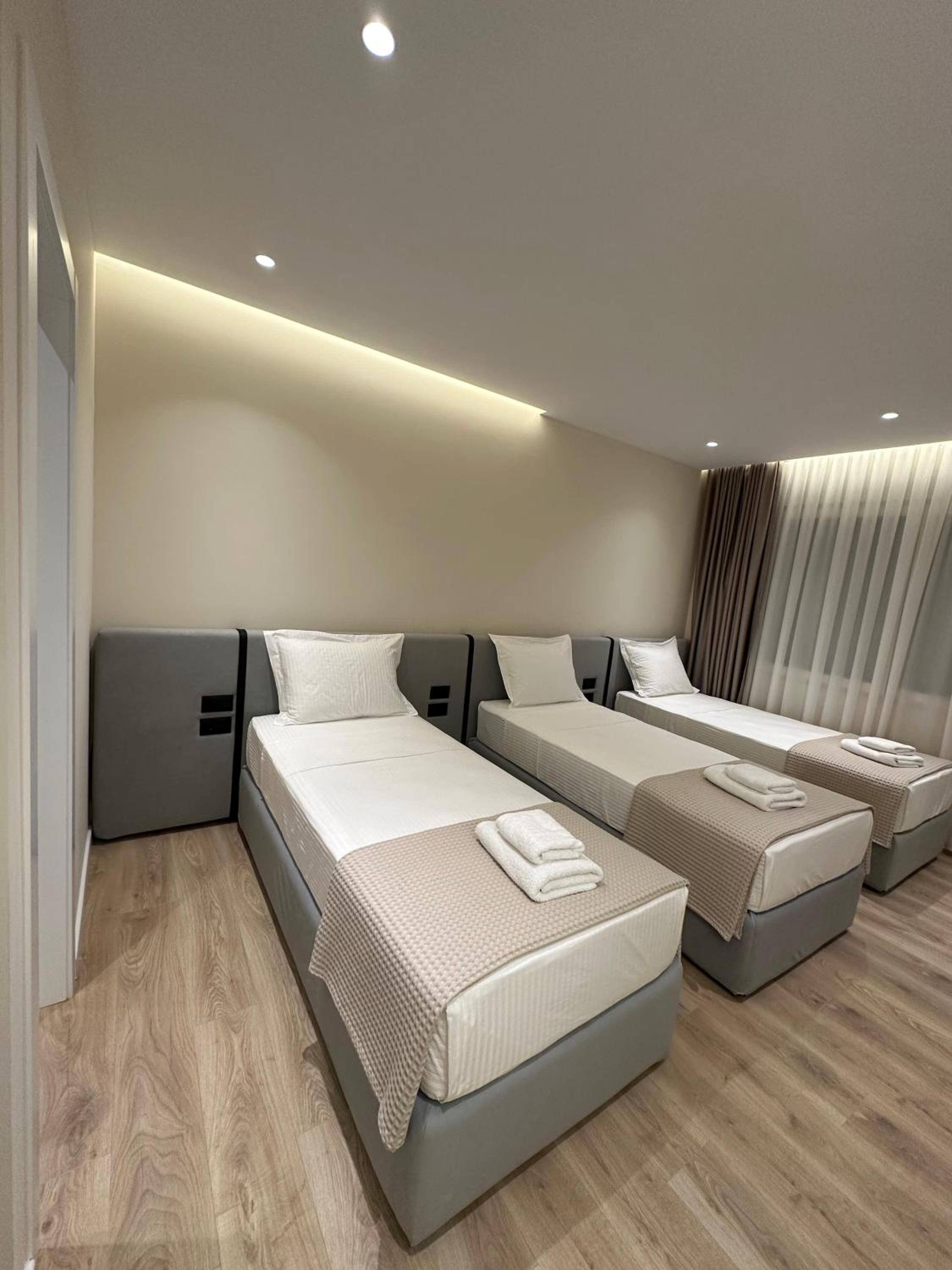 Classic Triple Room photo 2