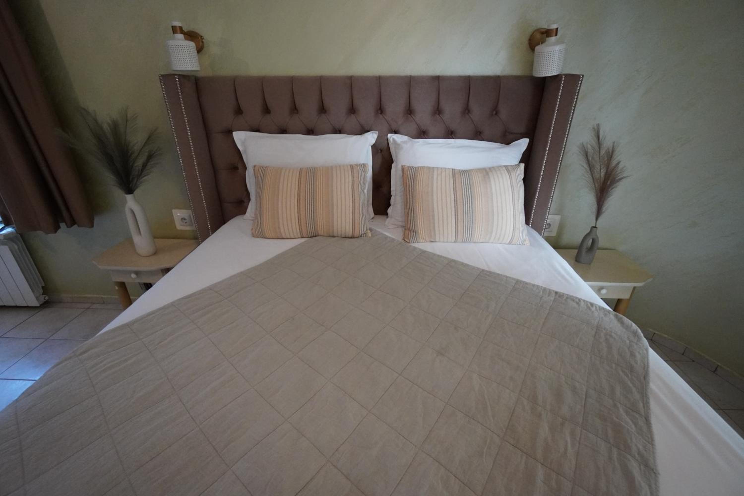 Two-Bedroom Suite photo 2