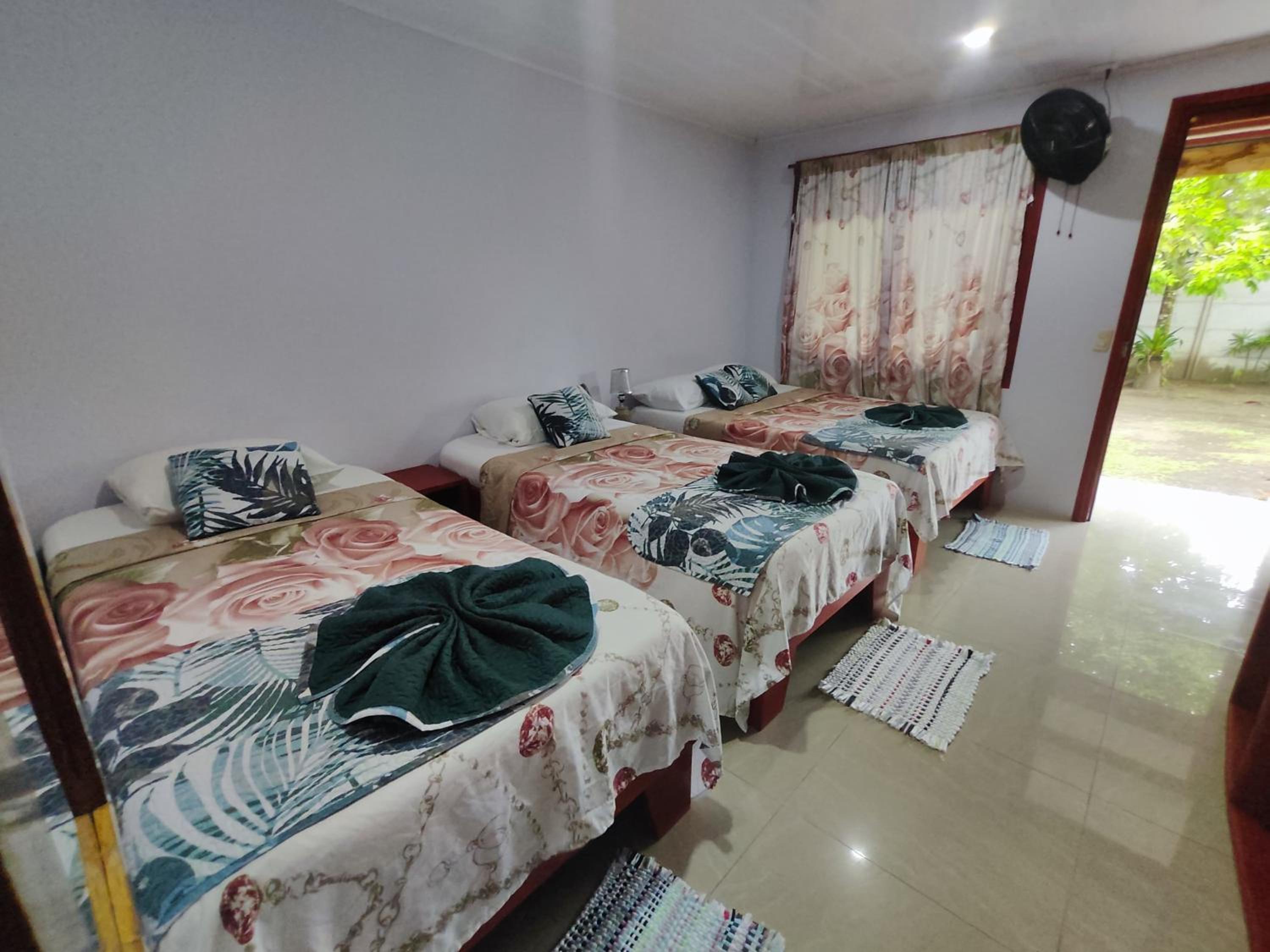 Triple Room with Private Bathroom