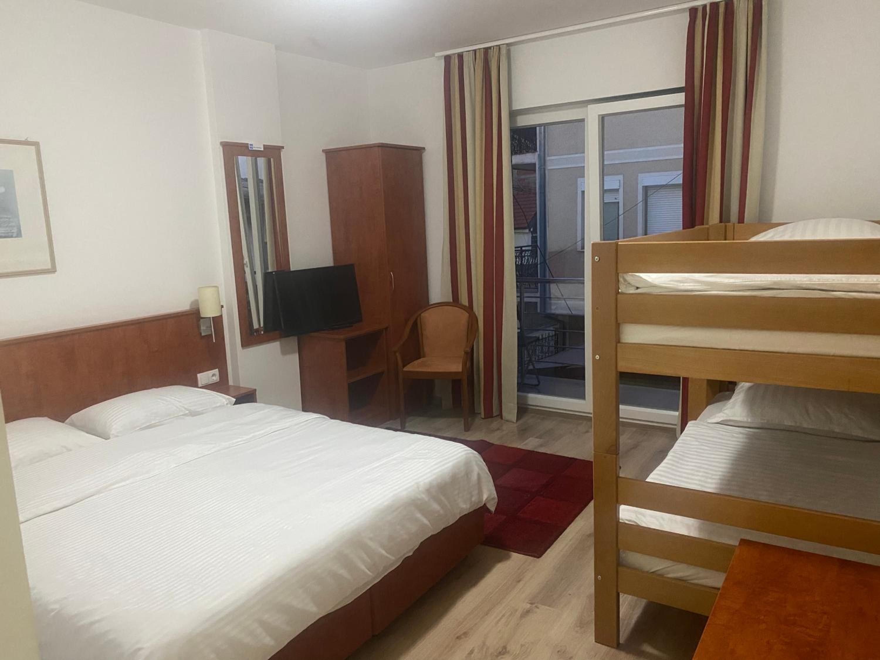 Standard Double Room photo 1