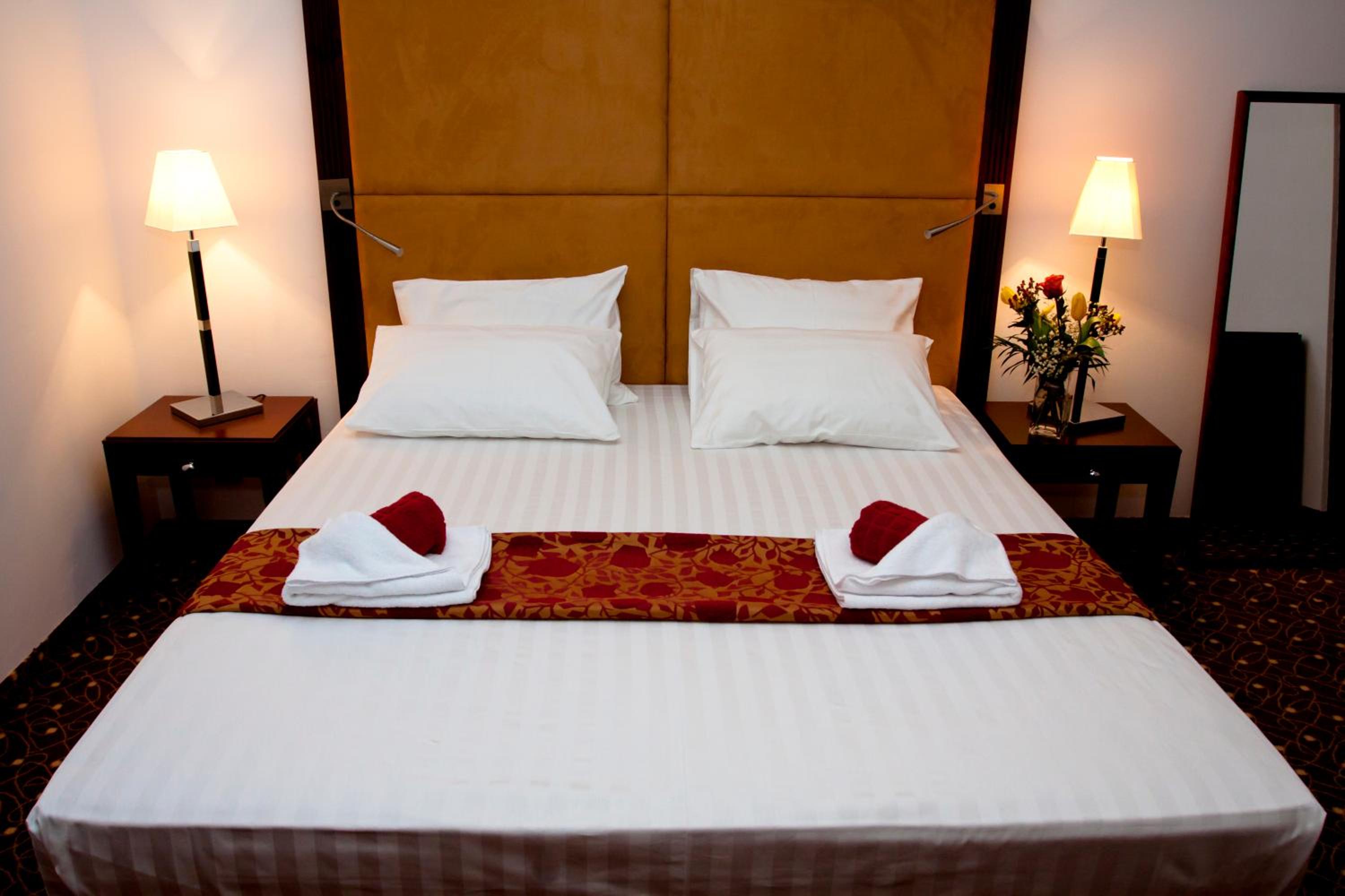 Double Room - Photo 24