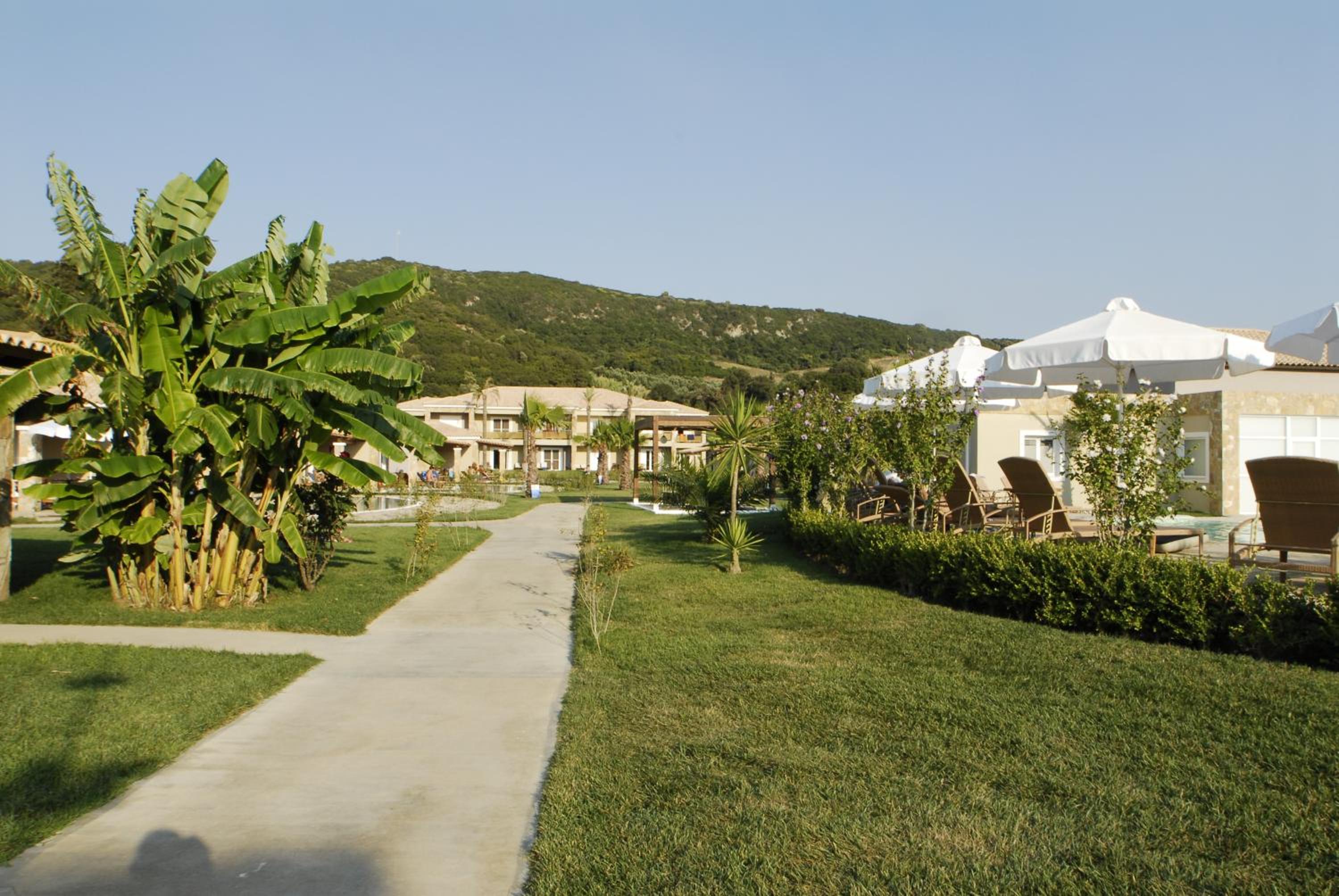 Deluxe Twin/Double Room - Main Building - Photo 4