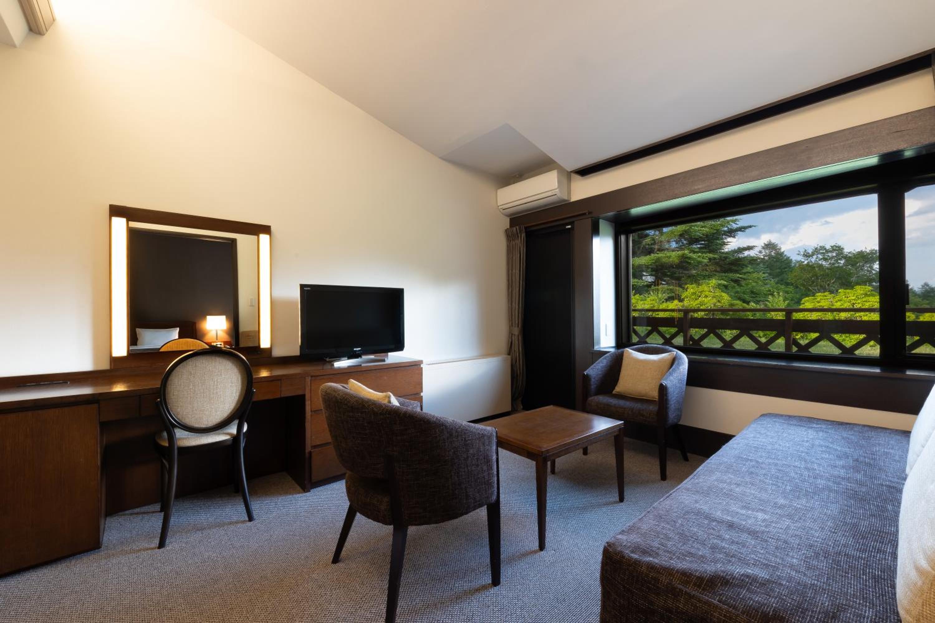 Superior Twin Room - Non-Smoking - Photo 6