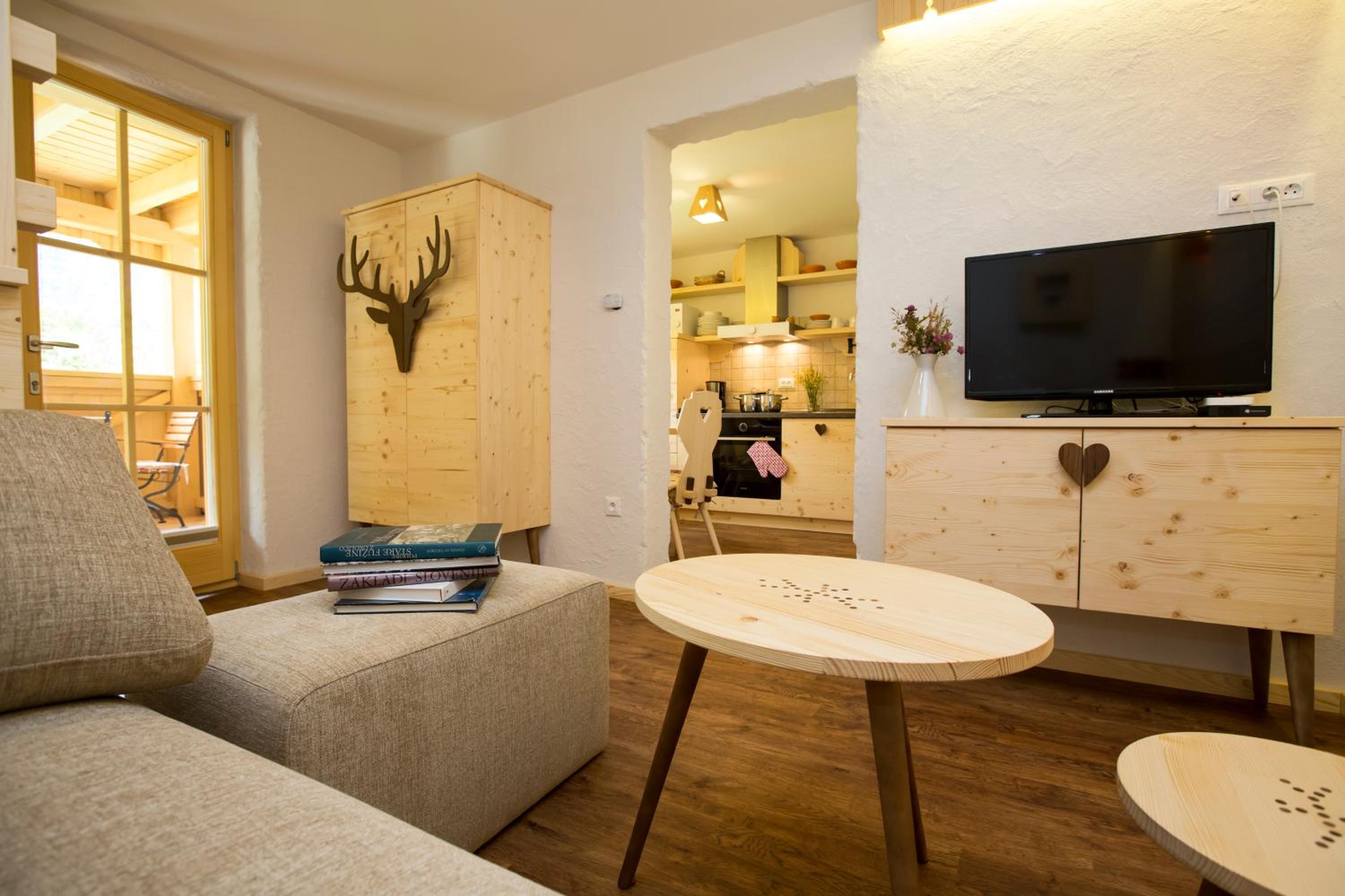 A6 - One-Bedroom Apartment with Balcony photo 3