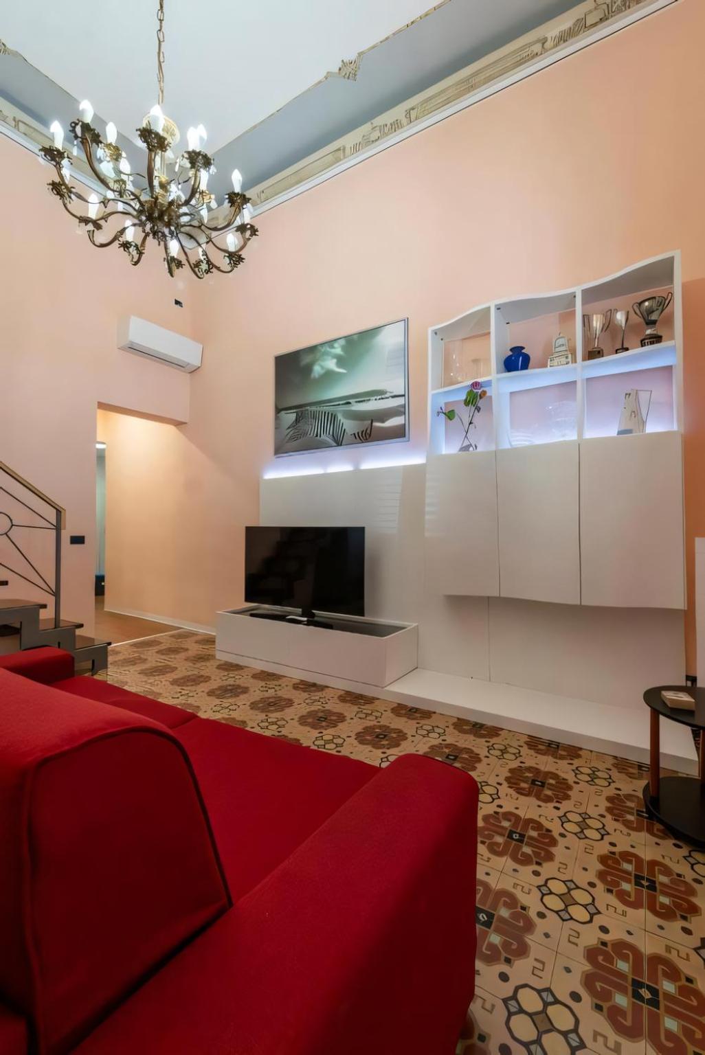 One-Bedroom Apartment with Sea View photo 3