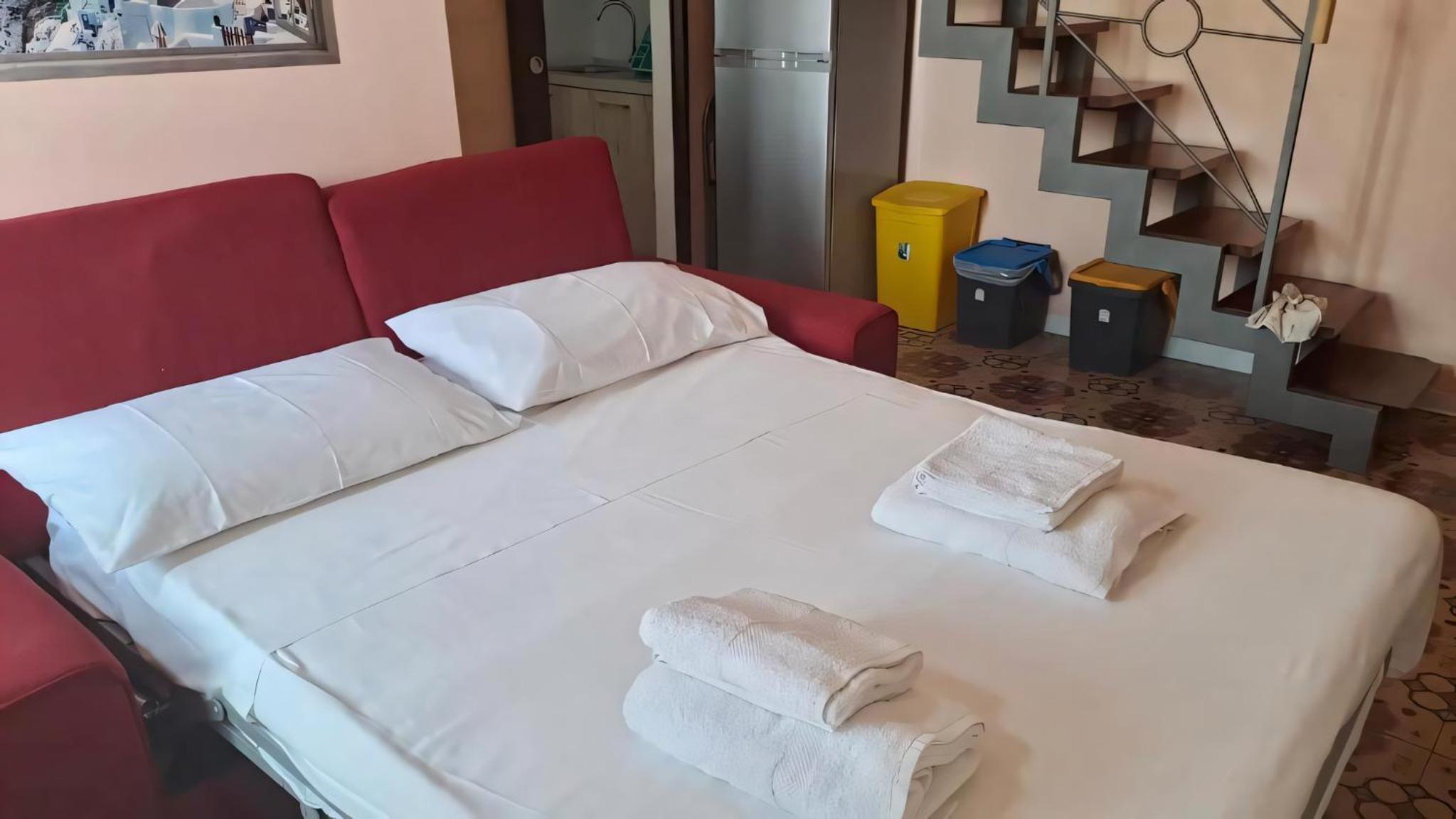 One-Bedroom Apartment with Sea View photo 1