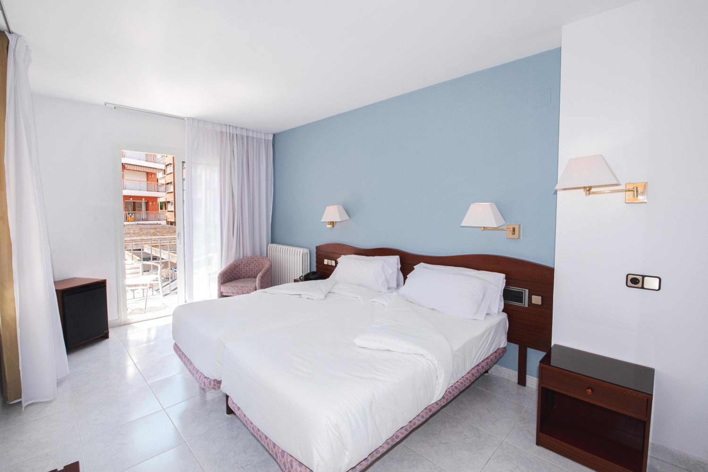 Twin Room with Balcony