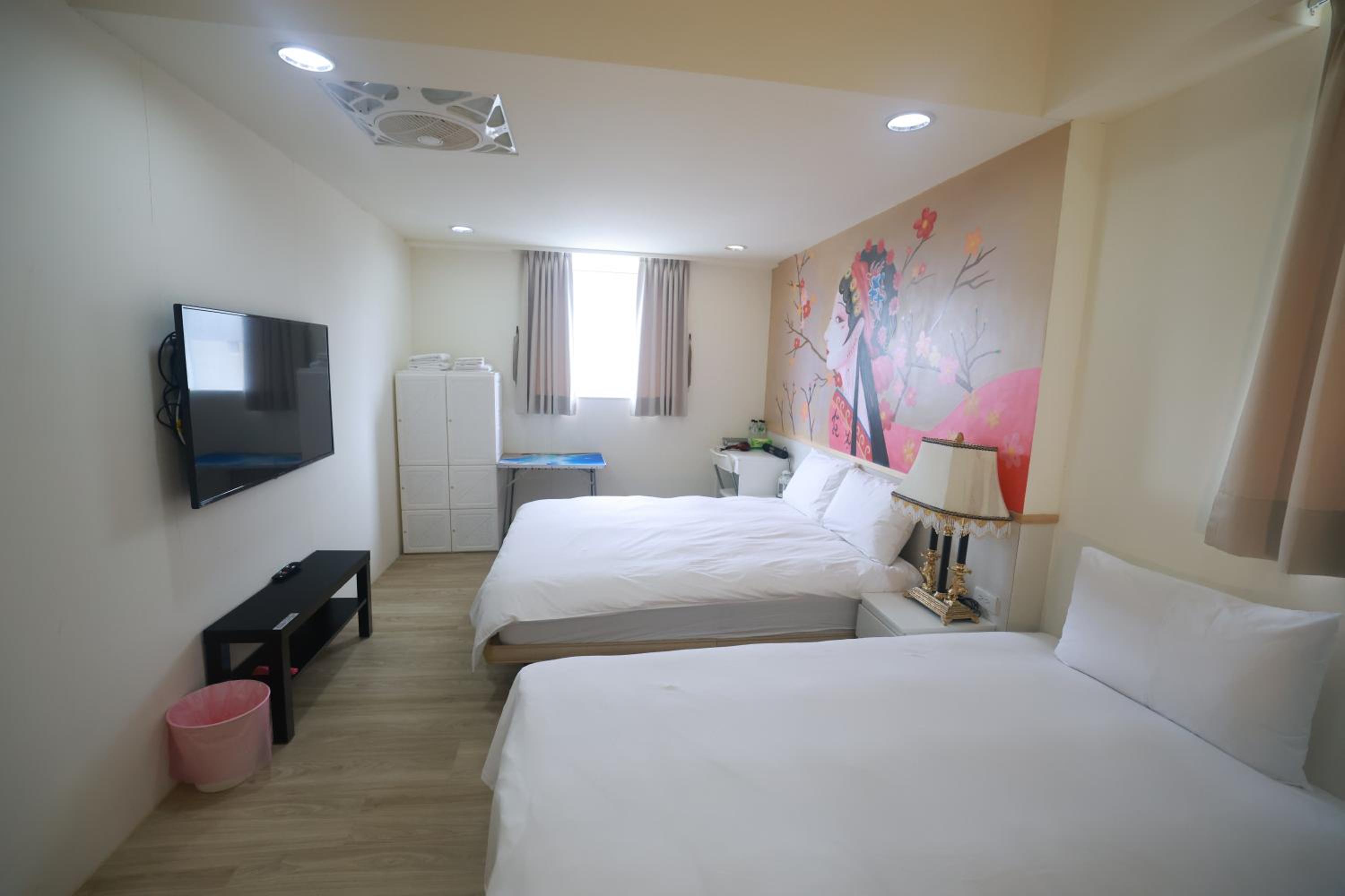 Triple Room with Private Bathroom