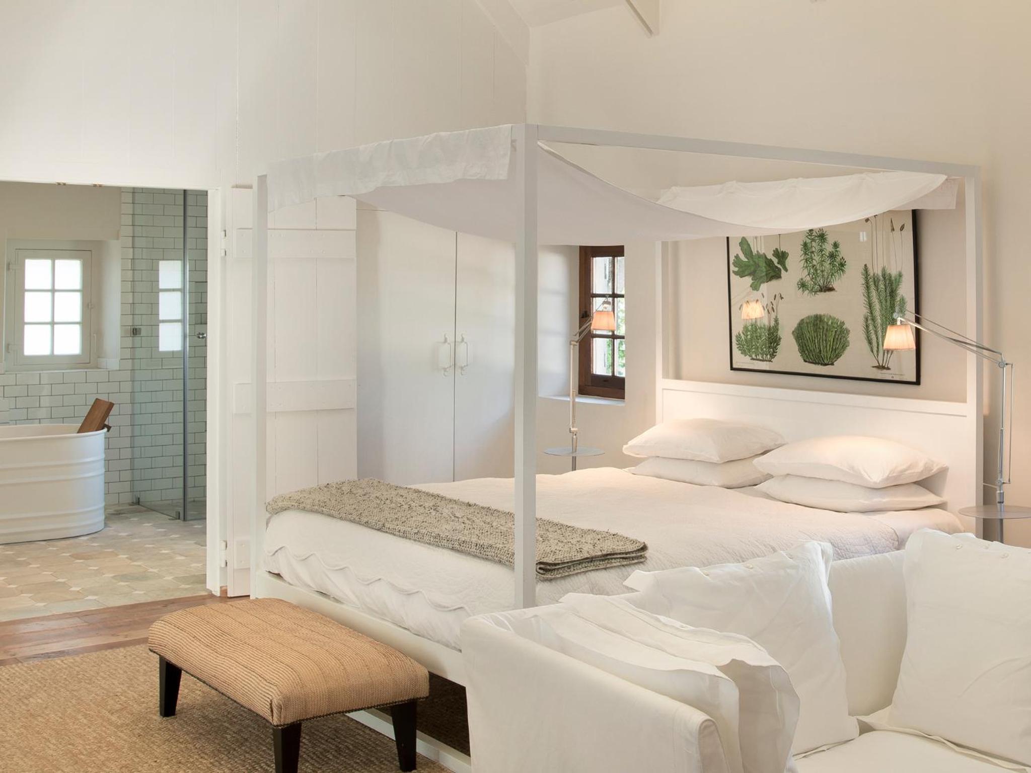 One-Bedroom Cottage - Photo 1