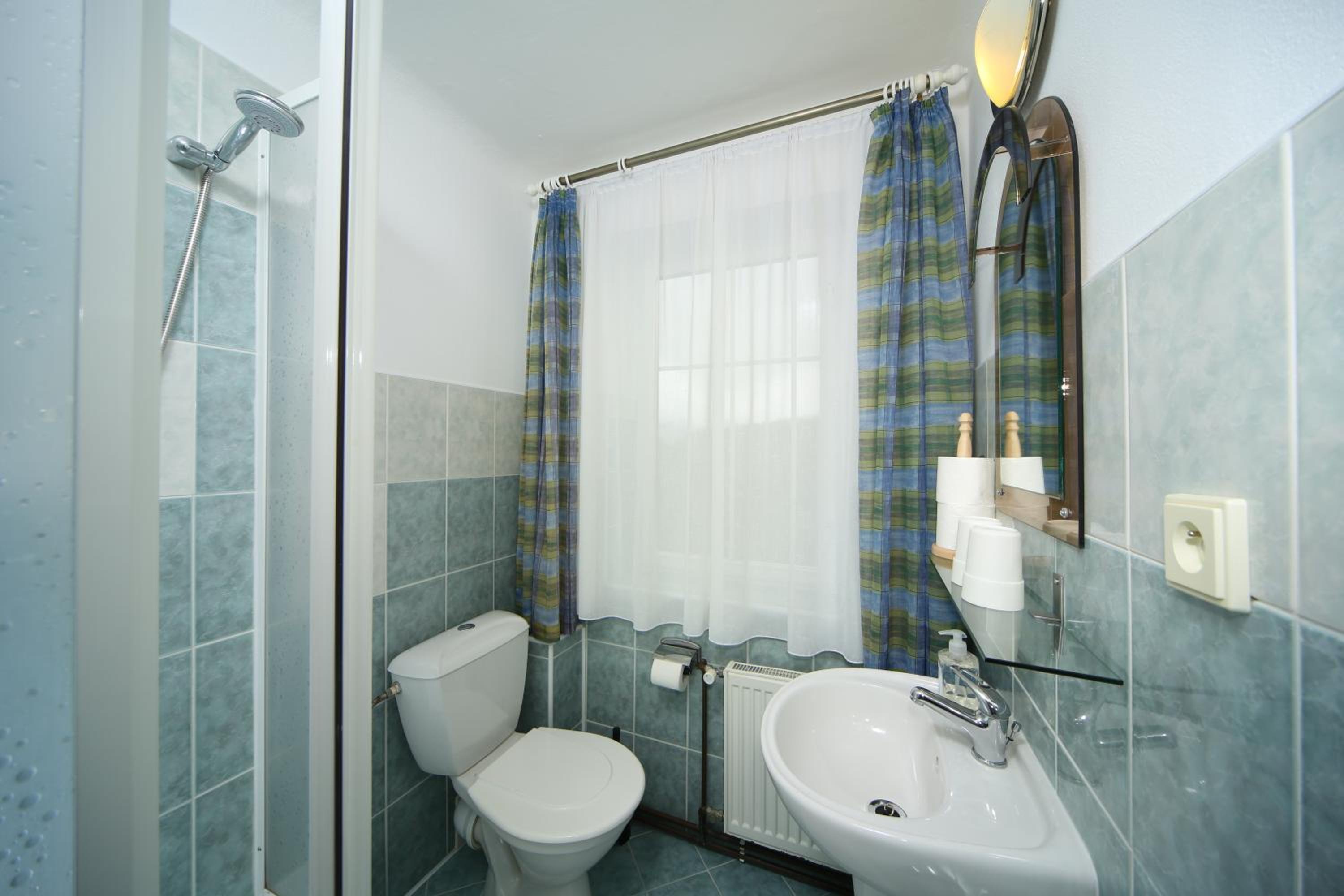 Double Room - Photo 4