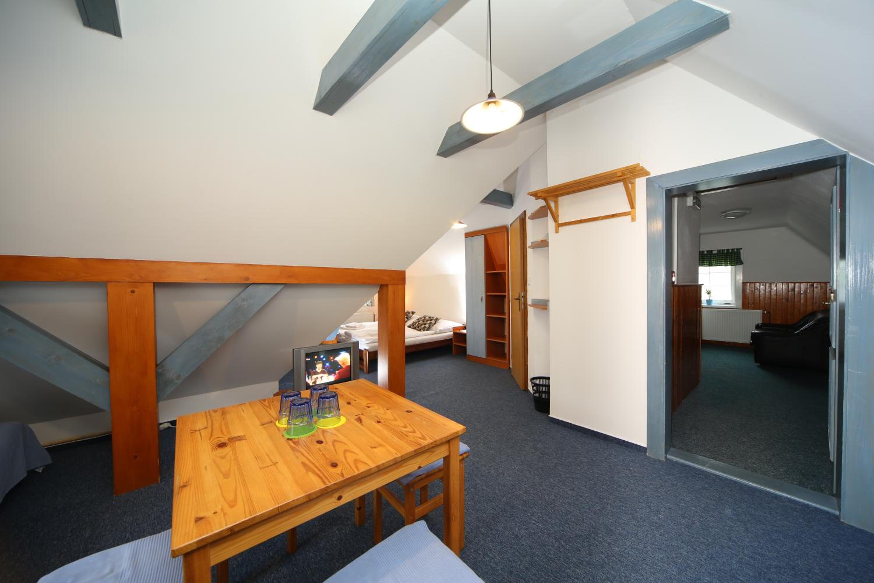 Quadruple Room - Photo 6