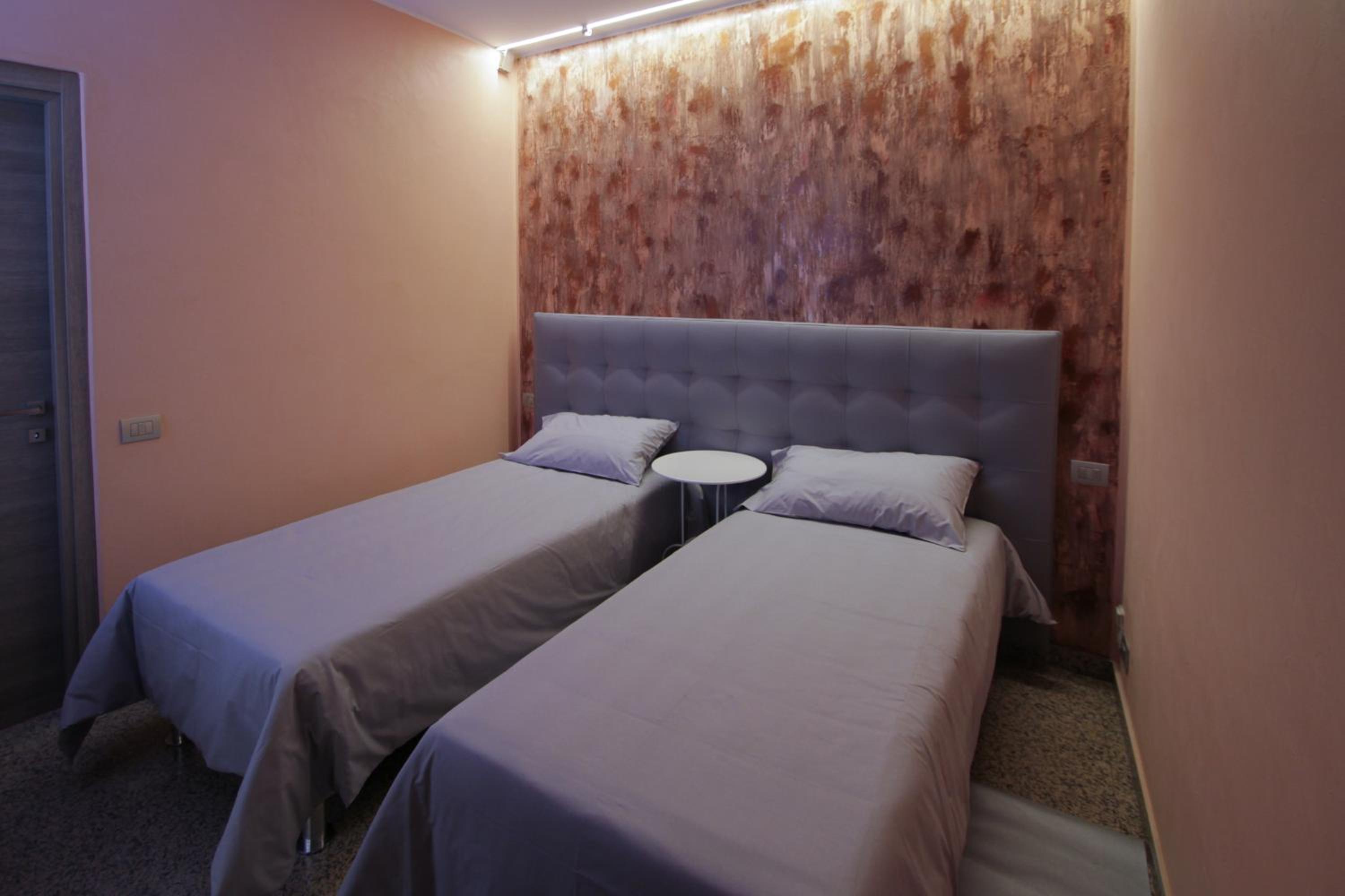 Triple Room with Bathroom photo 3