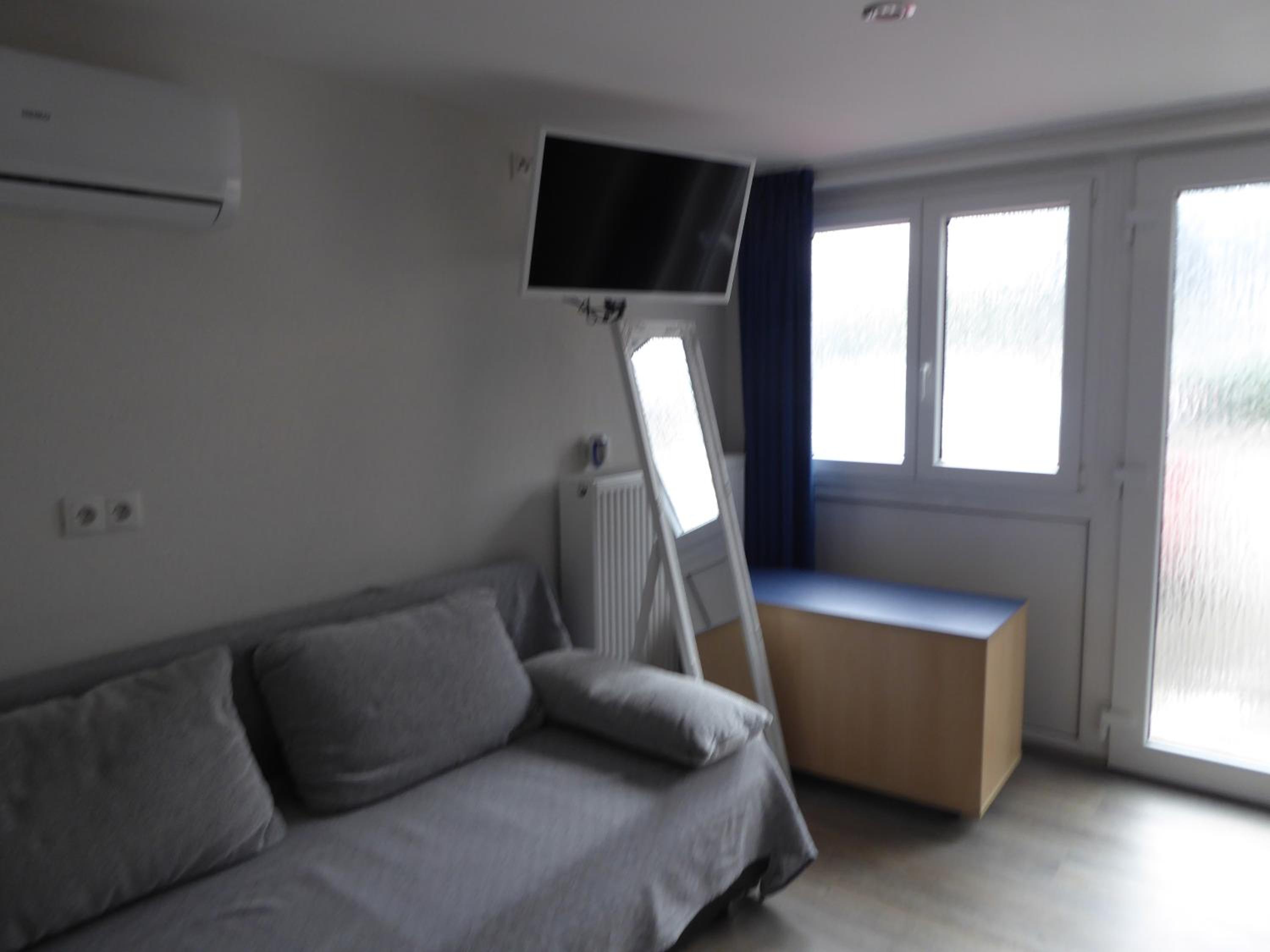 Apartment - Photo 1