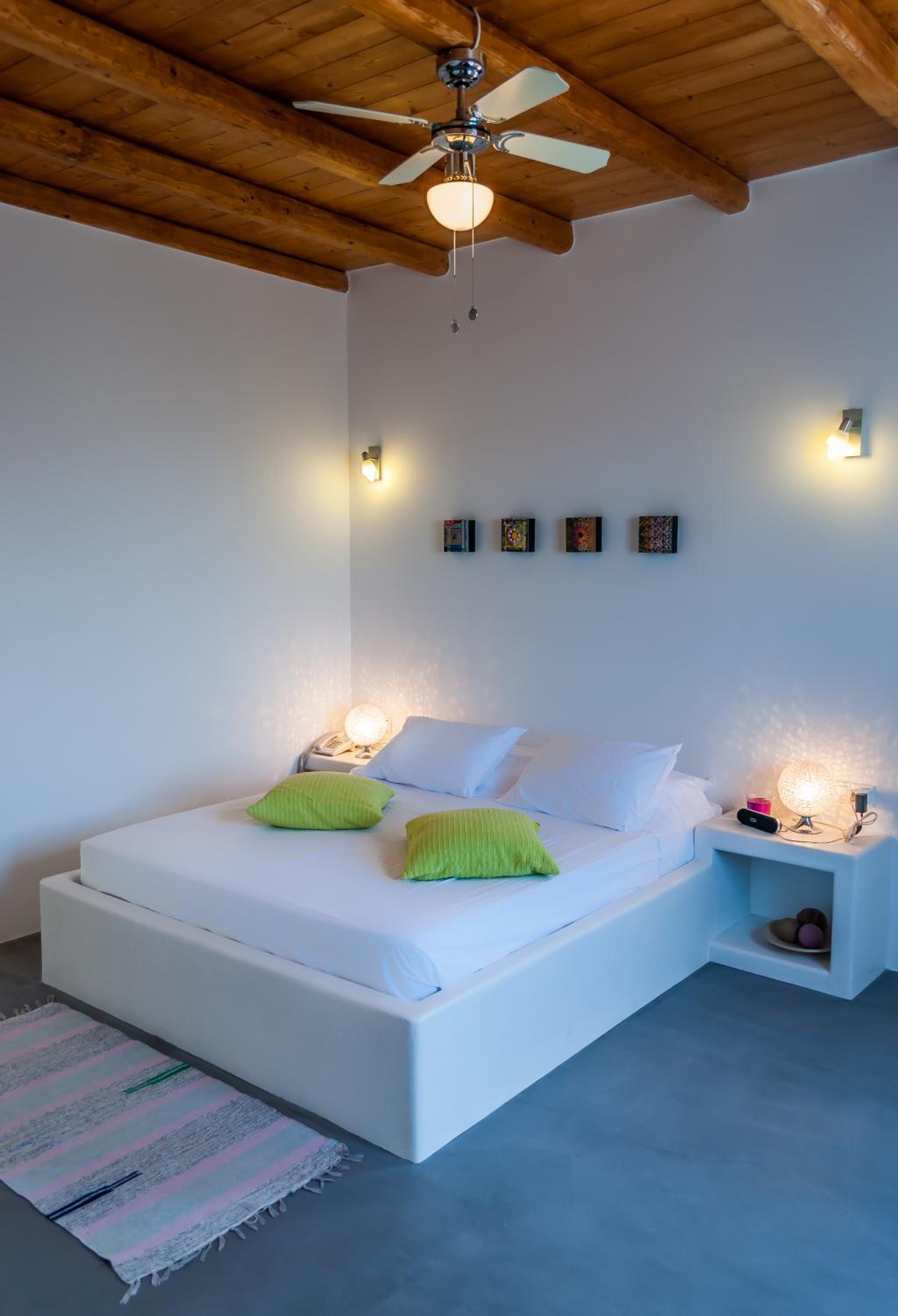 Double Room - Photo 2