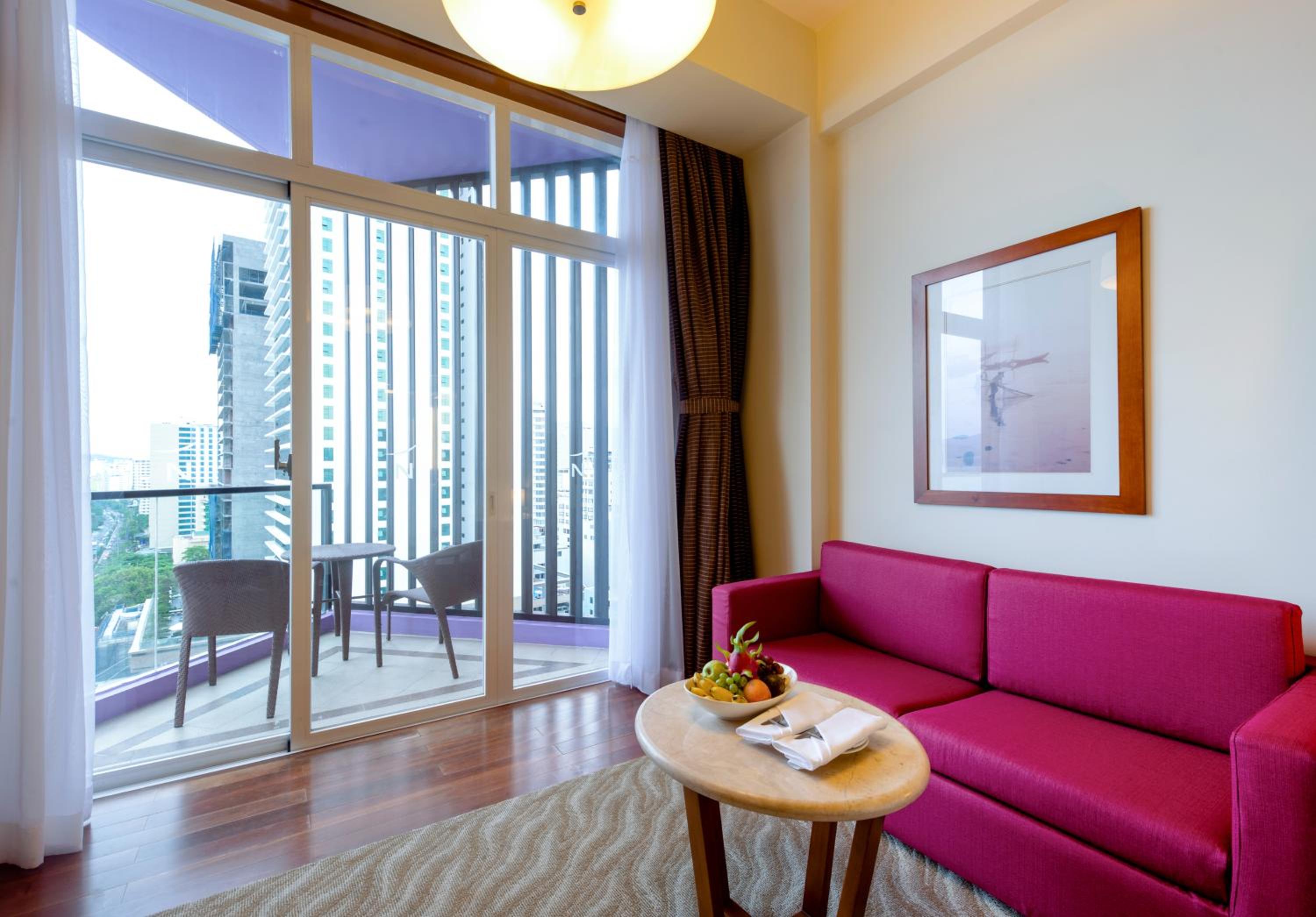 Superior King Room - Photo 10