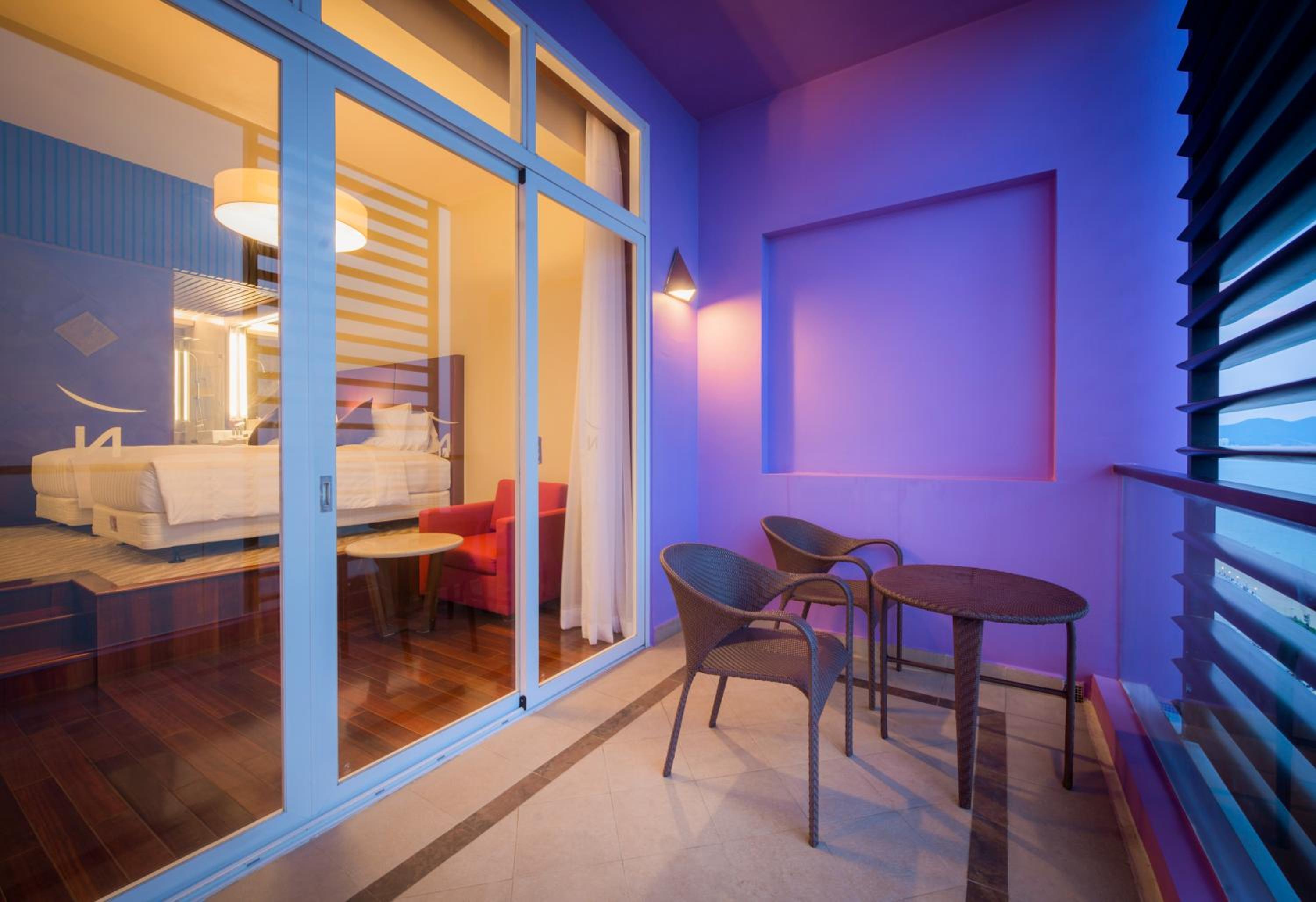 Executive King Room - Photo 13