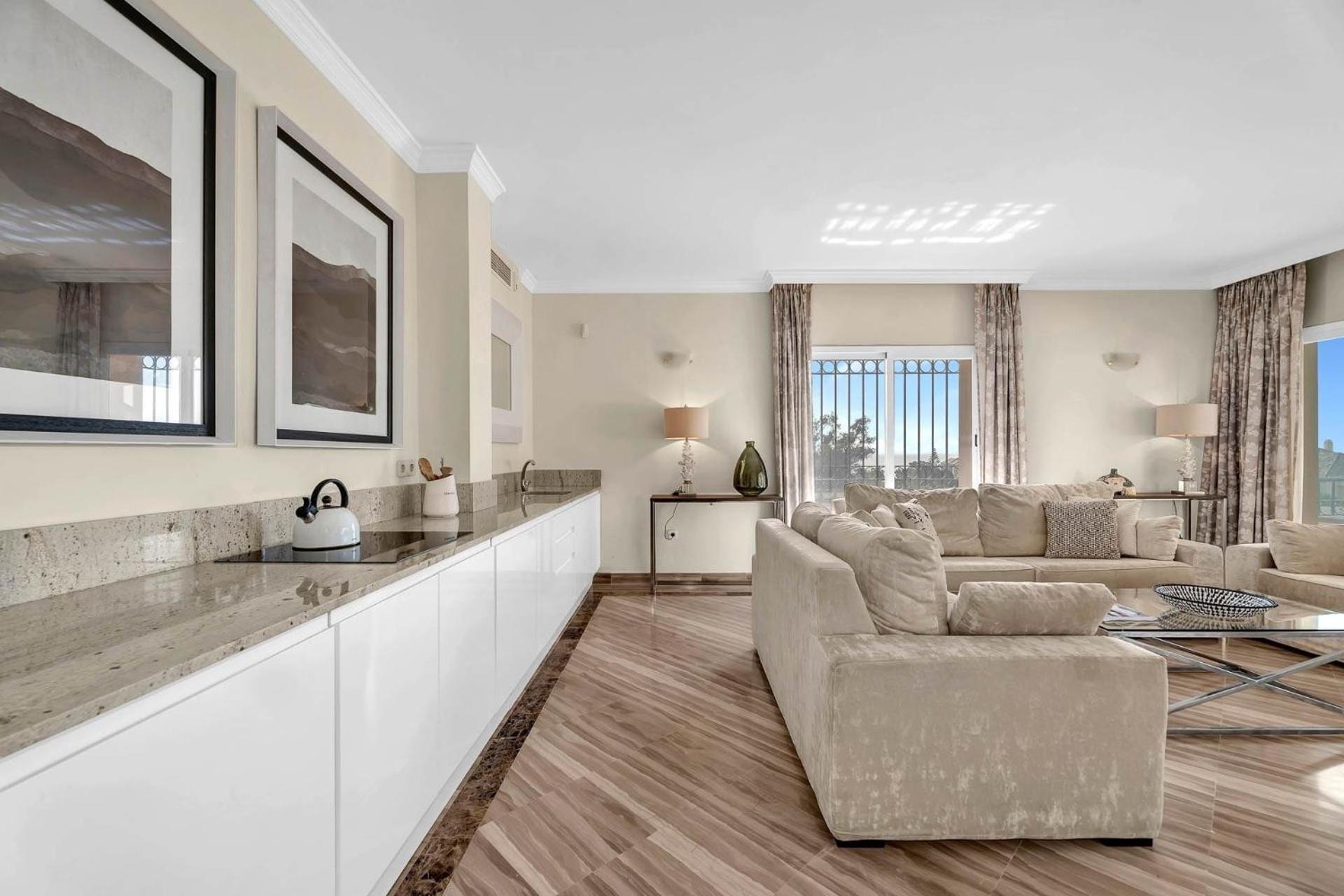 Apartment with Sea View