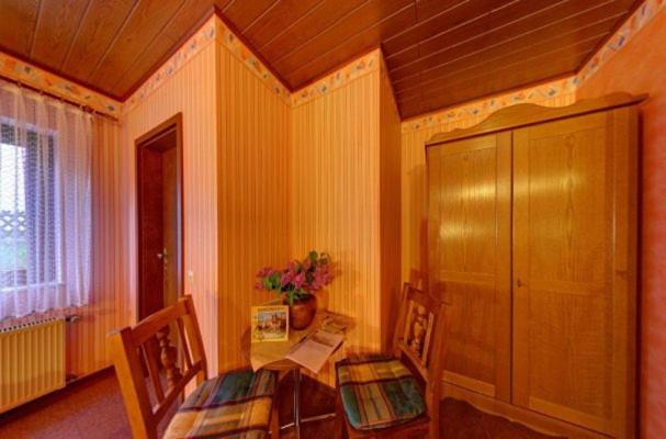 Single Room photo 3