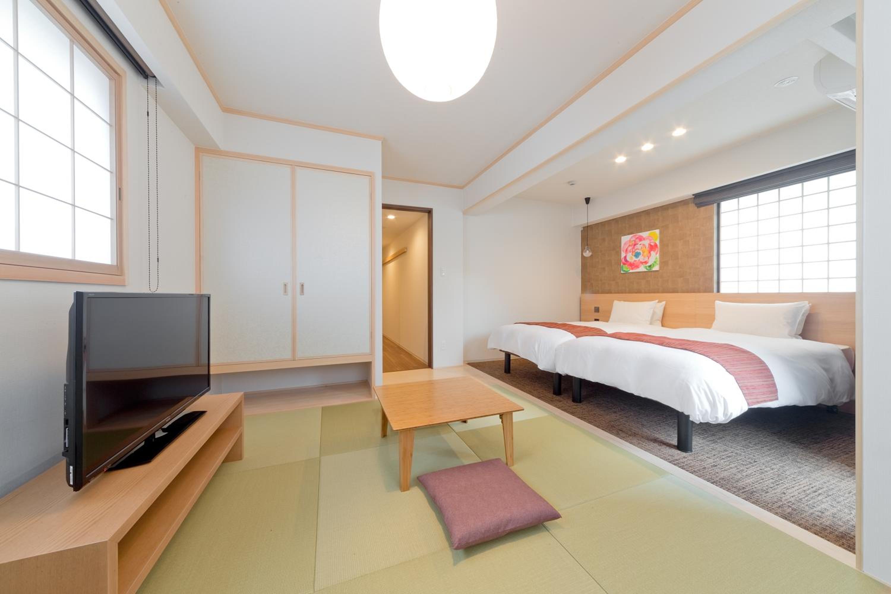 Deluxe Twin Room with Tatami Area photo 2