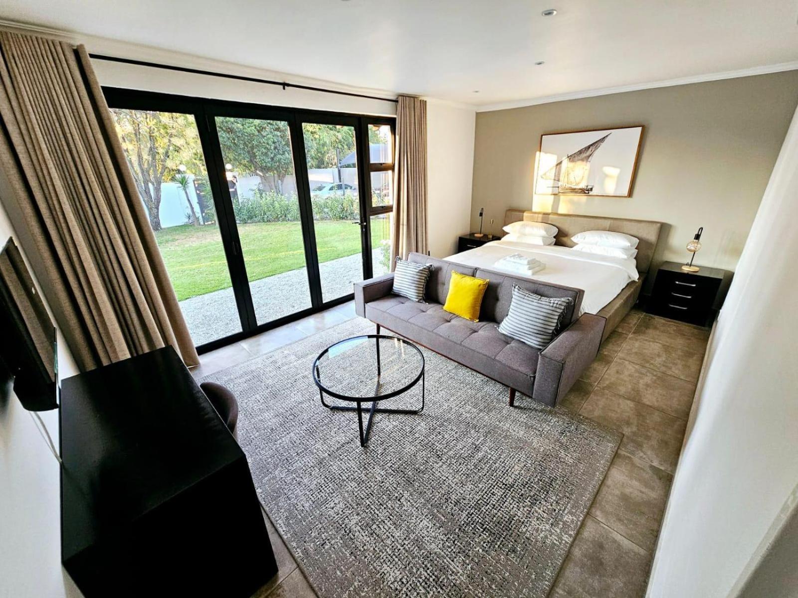 Comfort King Room photo 3