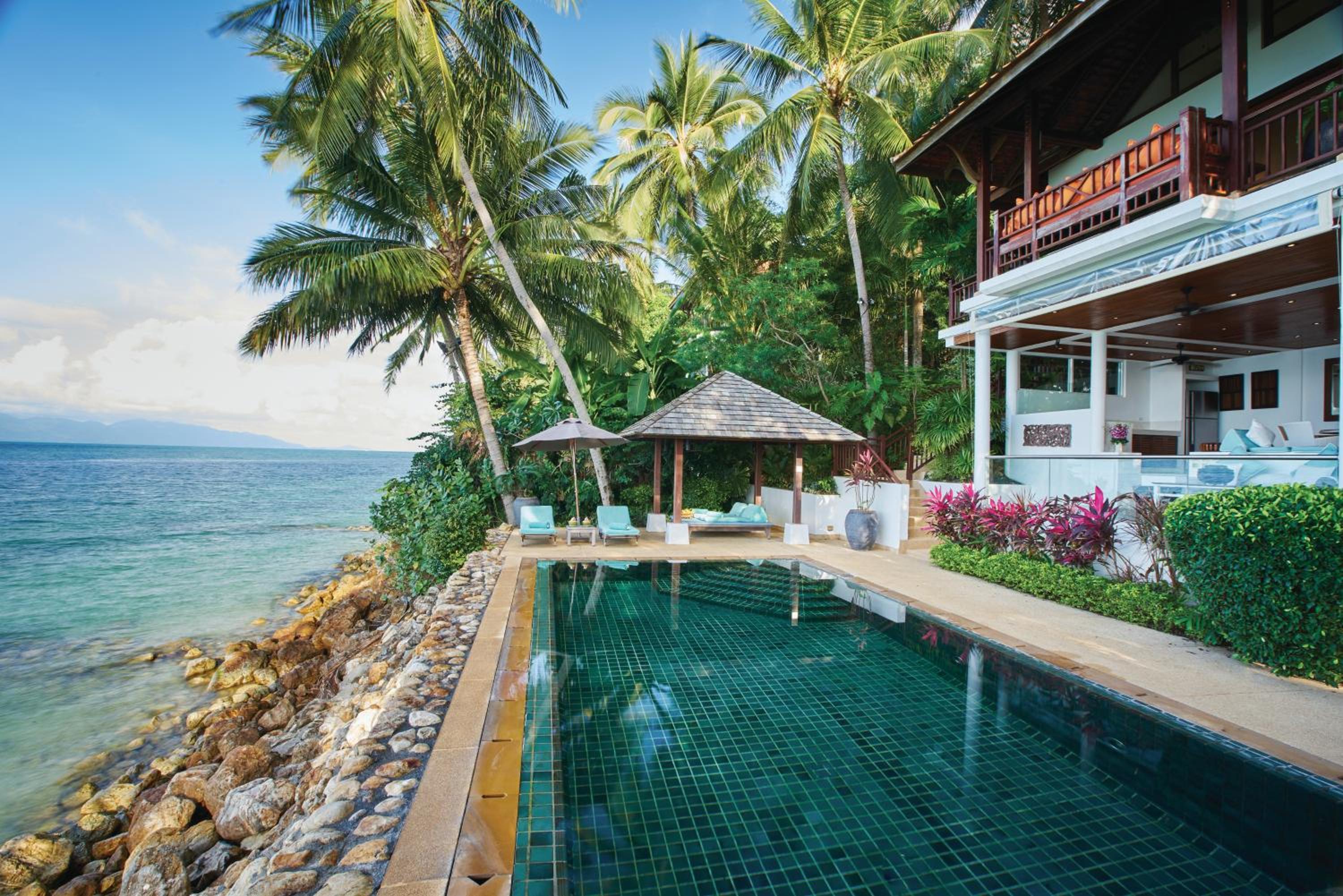 Two Bedroom Oceanfront Pool Residence - Photo 2