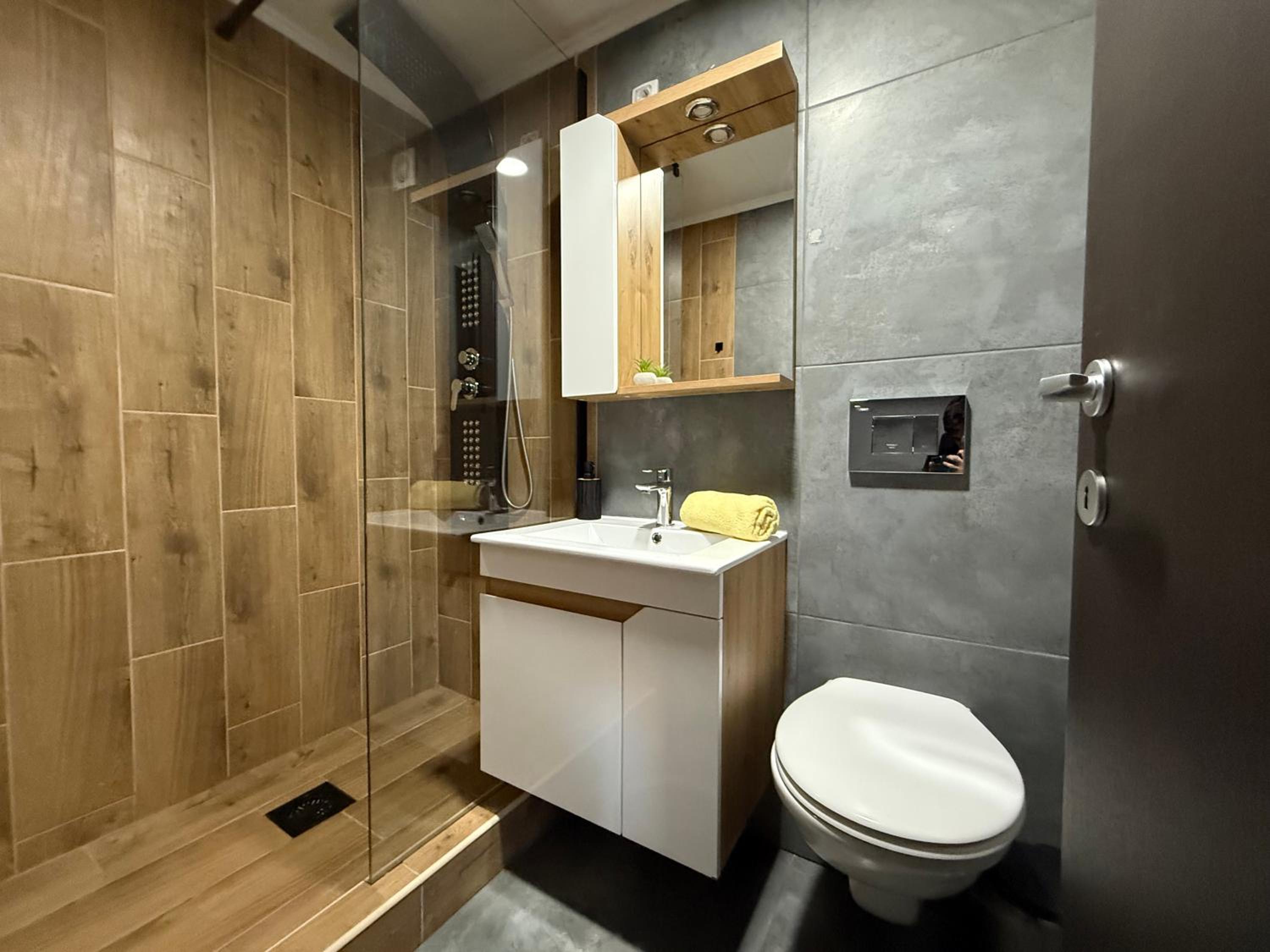 Triple Room with Bathroom photo 1