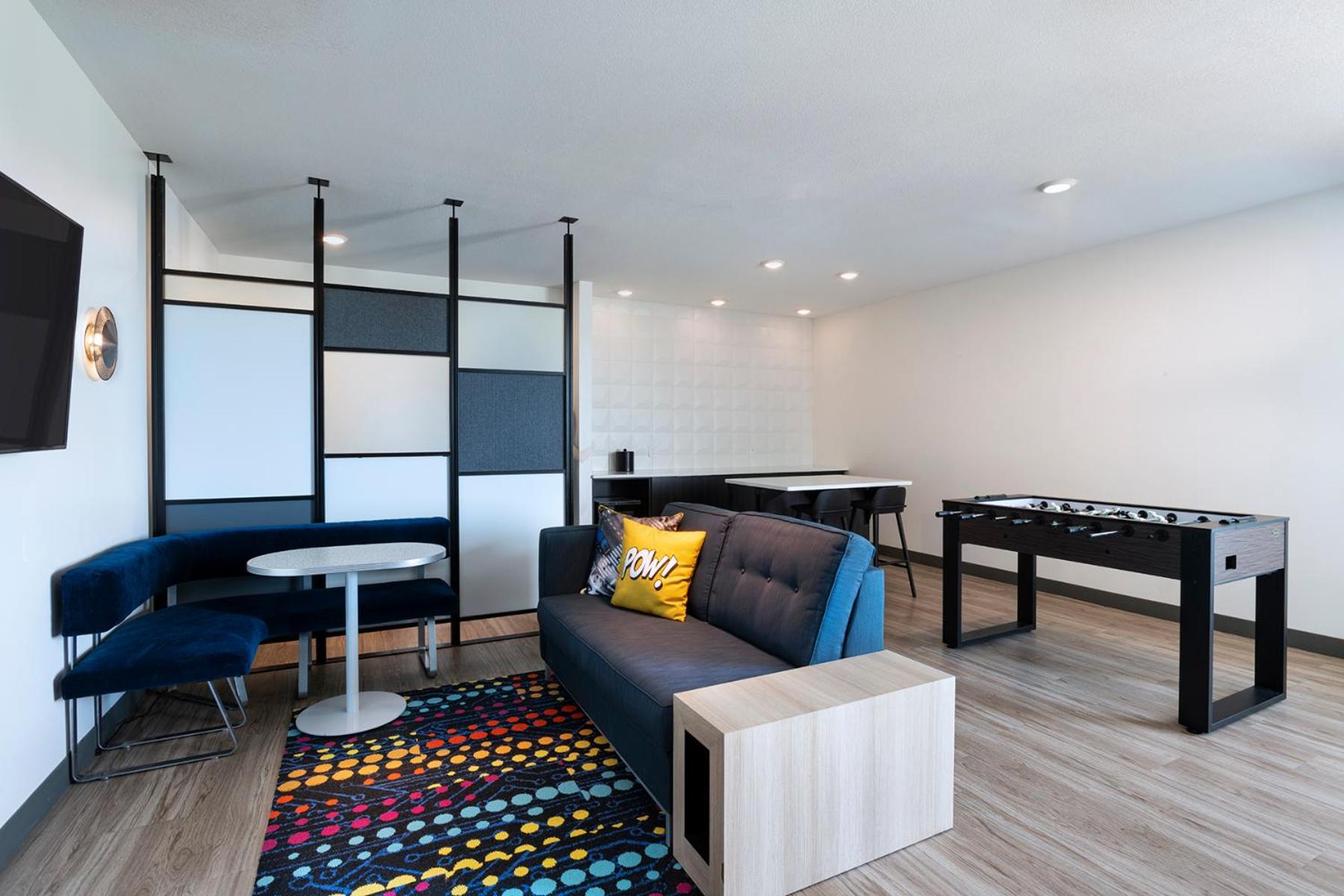 Aloft, Suite, 1 King photo 2