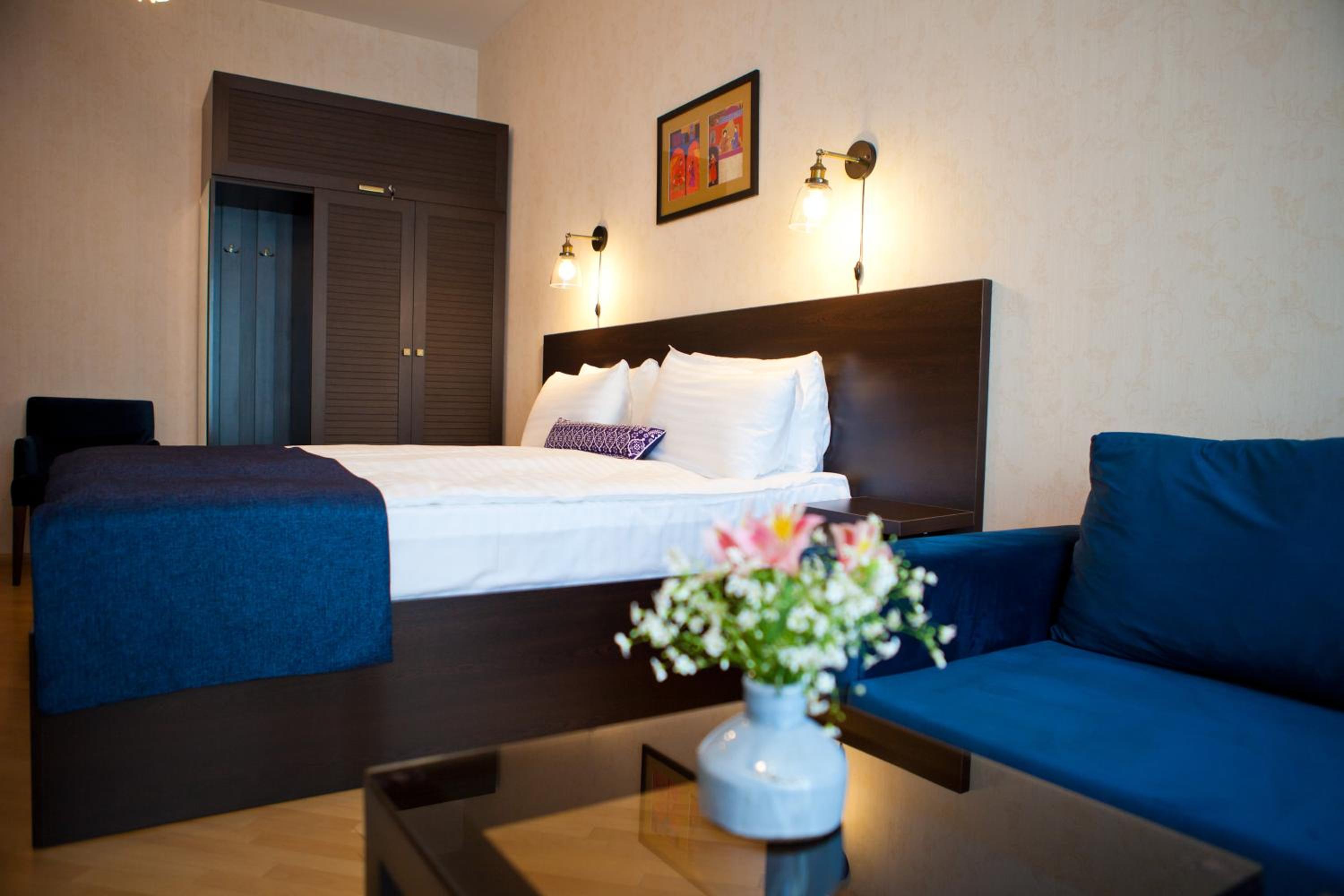 Double or Twin Room - Photo 4