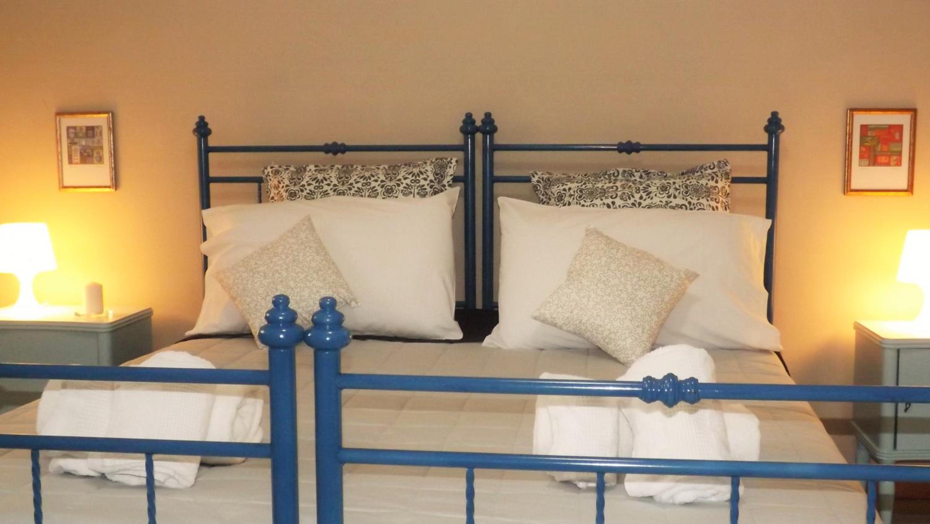Double or Twin Room with Private Bathroom photo 2
