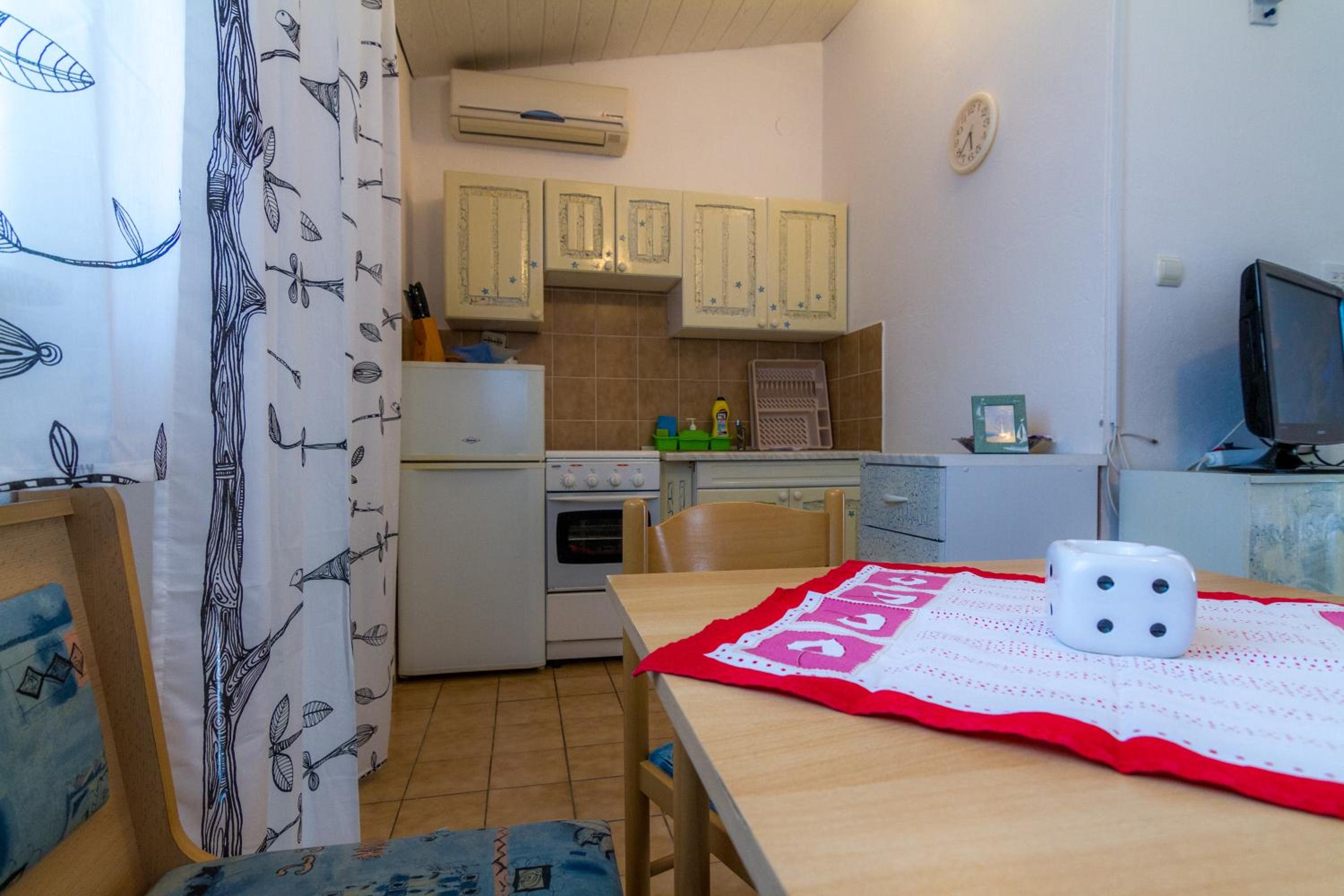 Apartment with Sea View photo 2