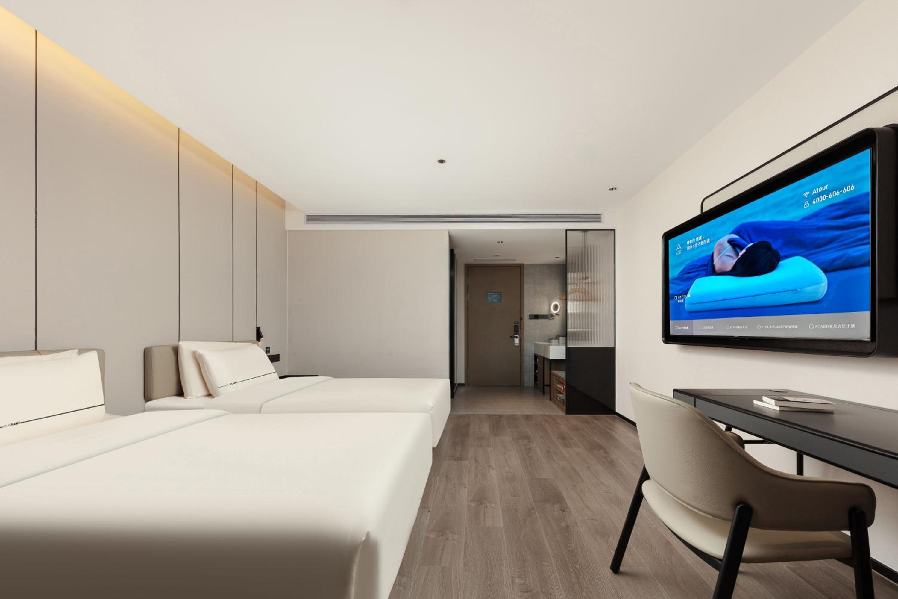 Superior Twin Room photo 3