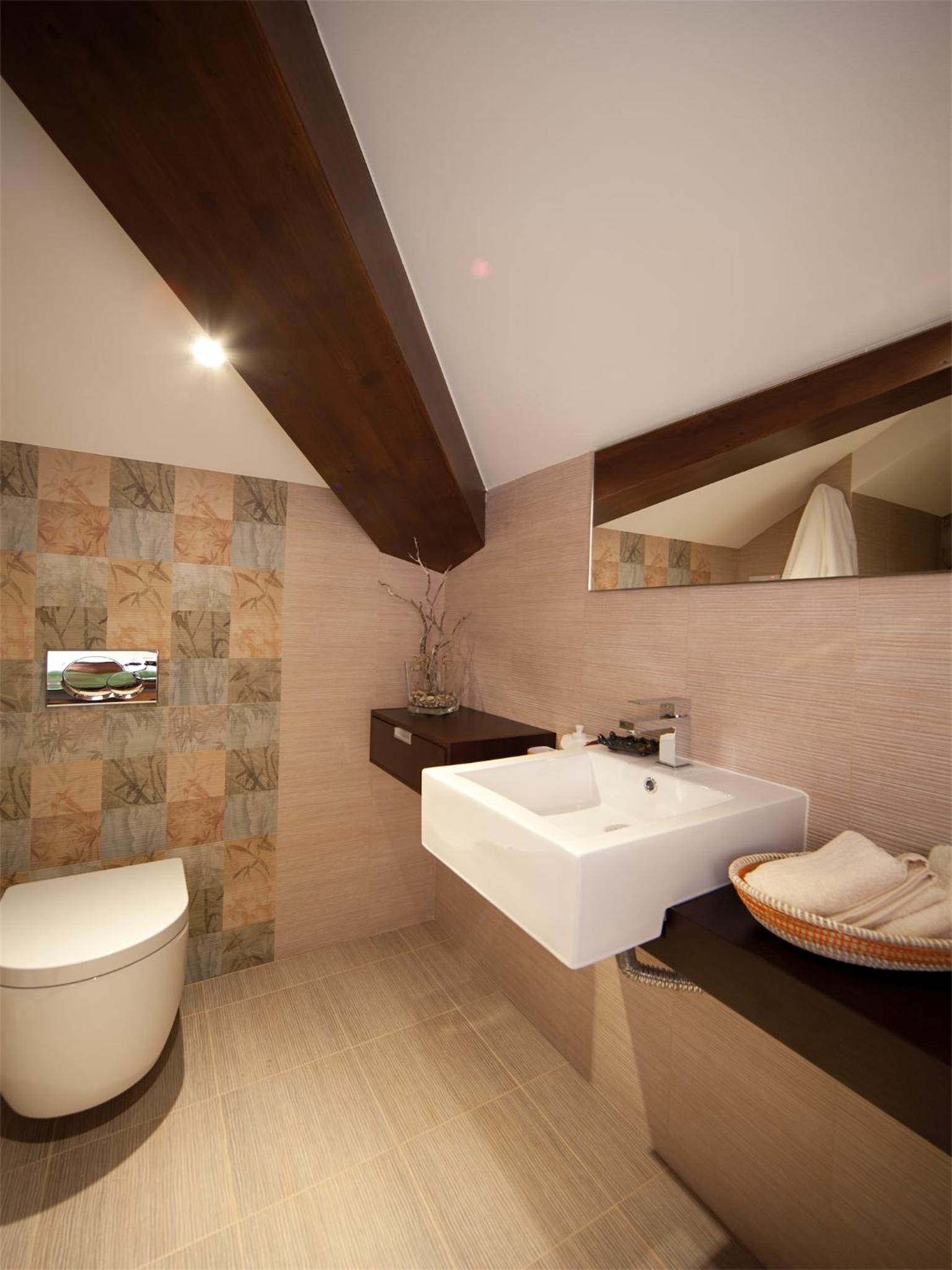 Suite with Panoramic Balcony photo 2