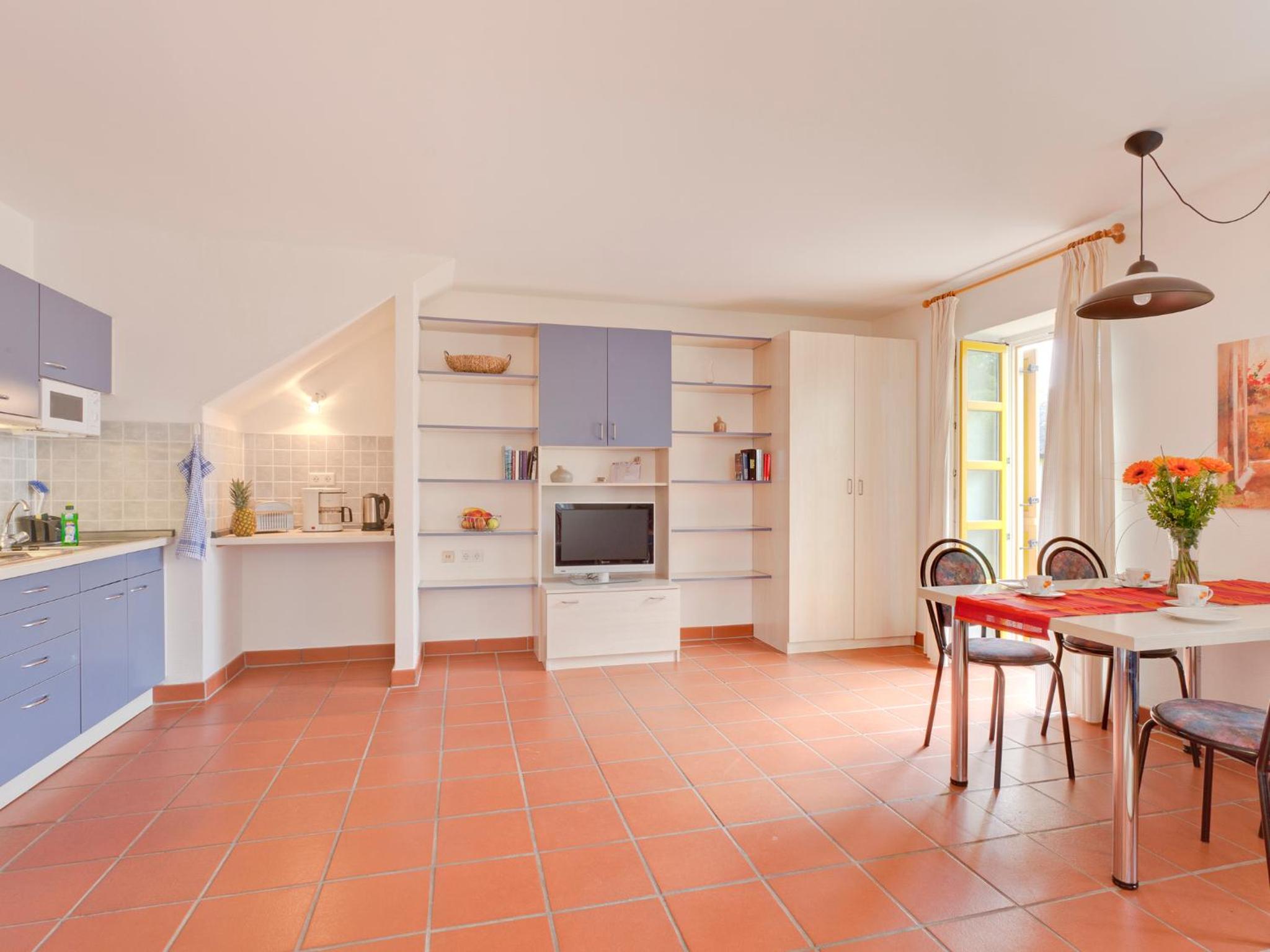 One-Bedroom Apartment with Terrace photo 3