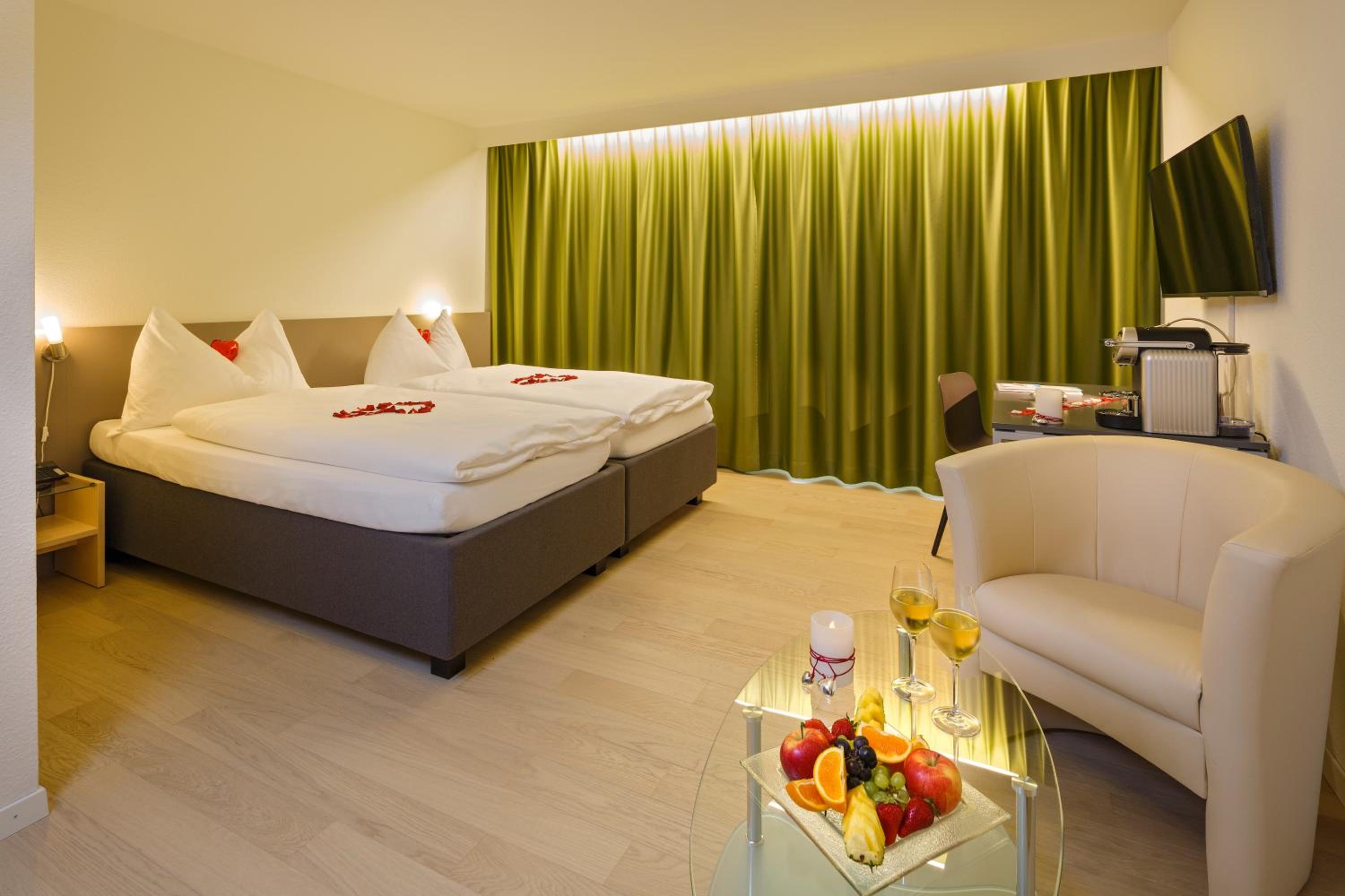Superior Twin Room photo 3