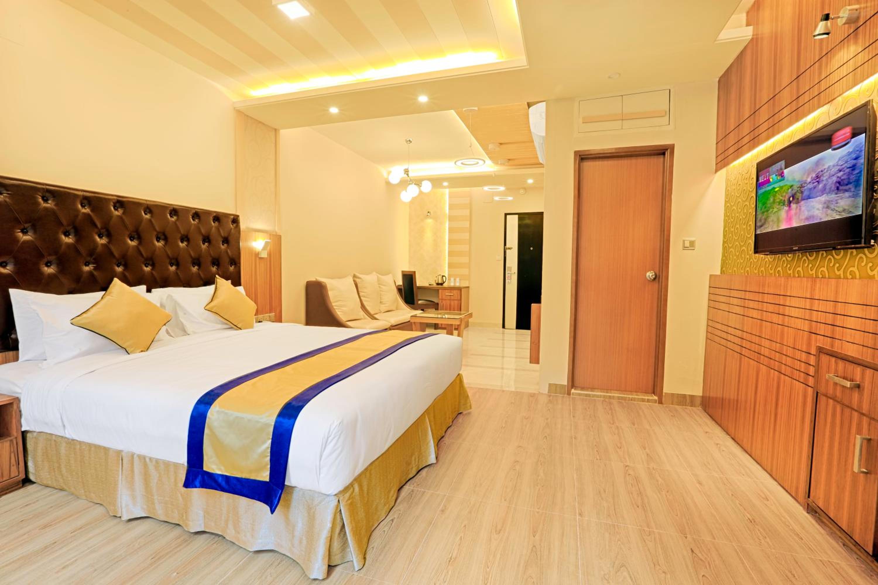 Executive Suite photo 3