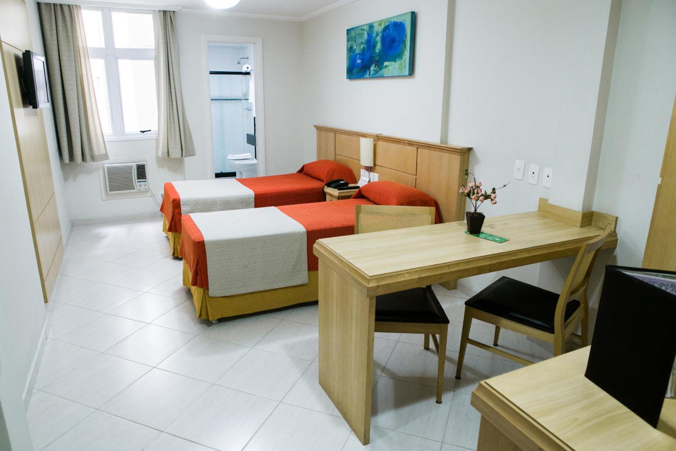 Standard Twin Room photo 1
