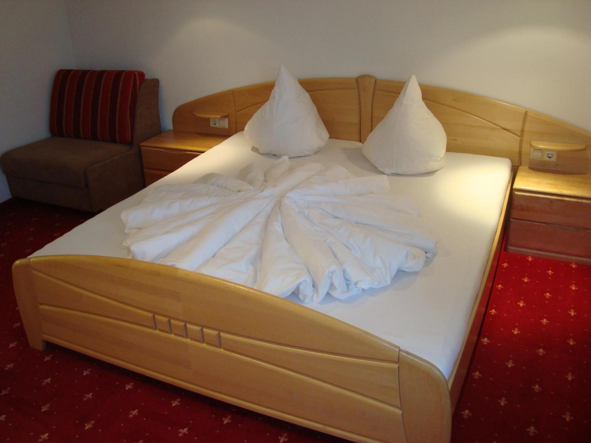 Two-Bedroom Apartment - Photo 24