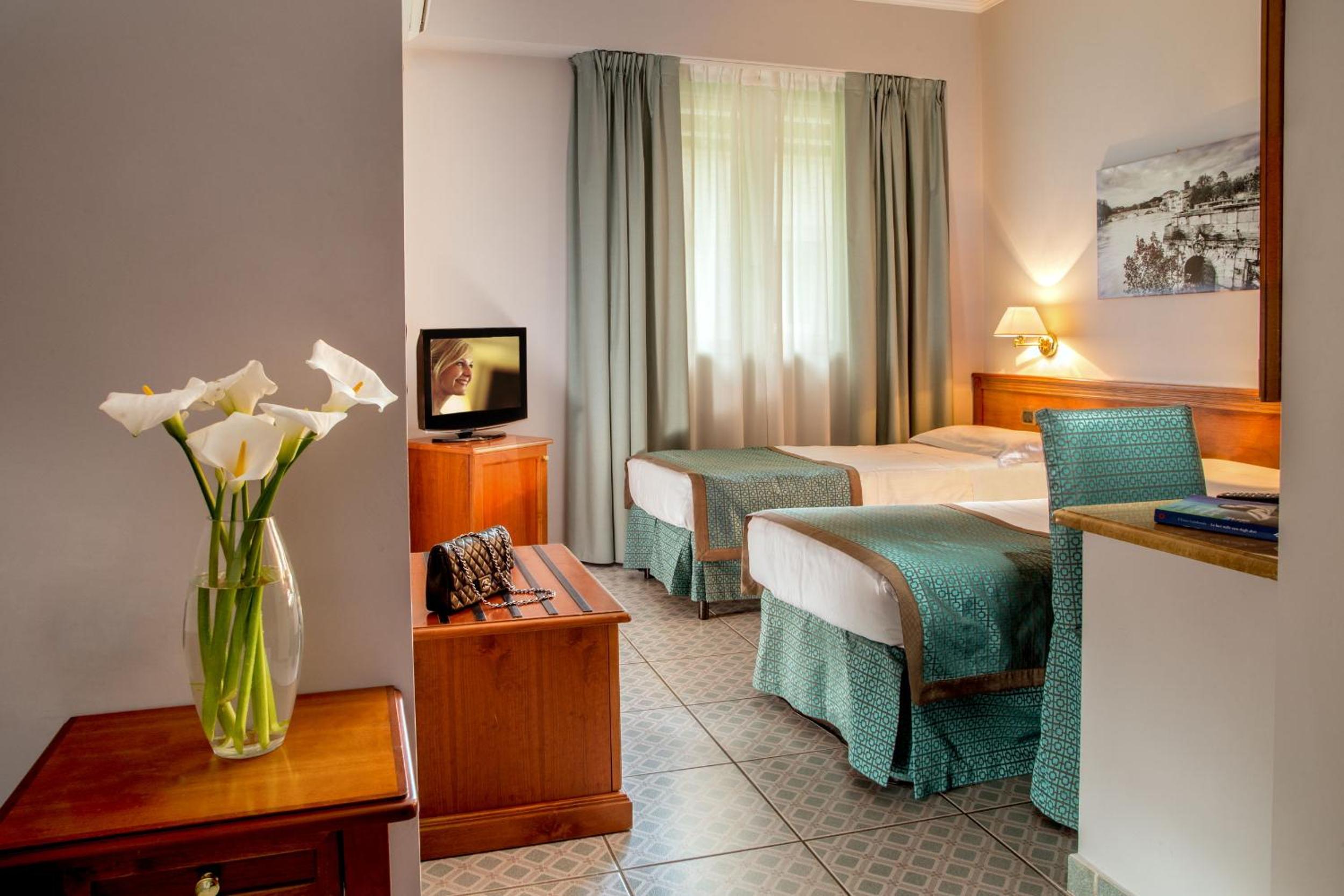 Economy Double or Twin Room - Photo 1