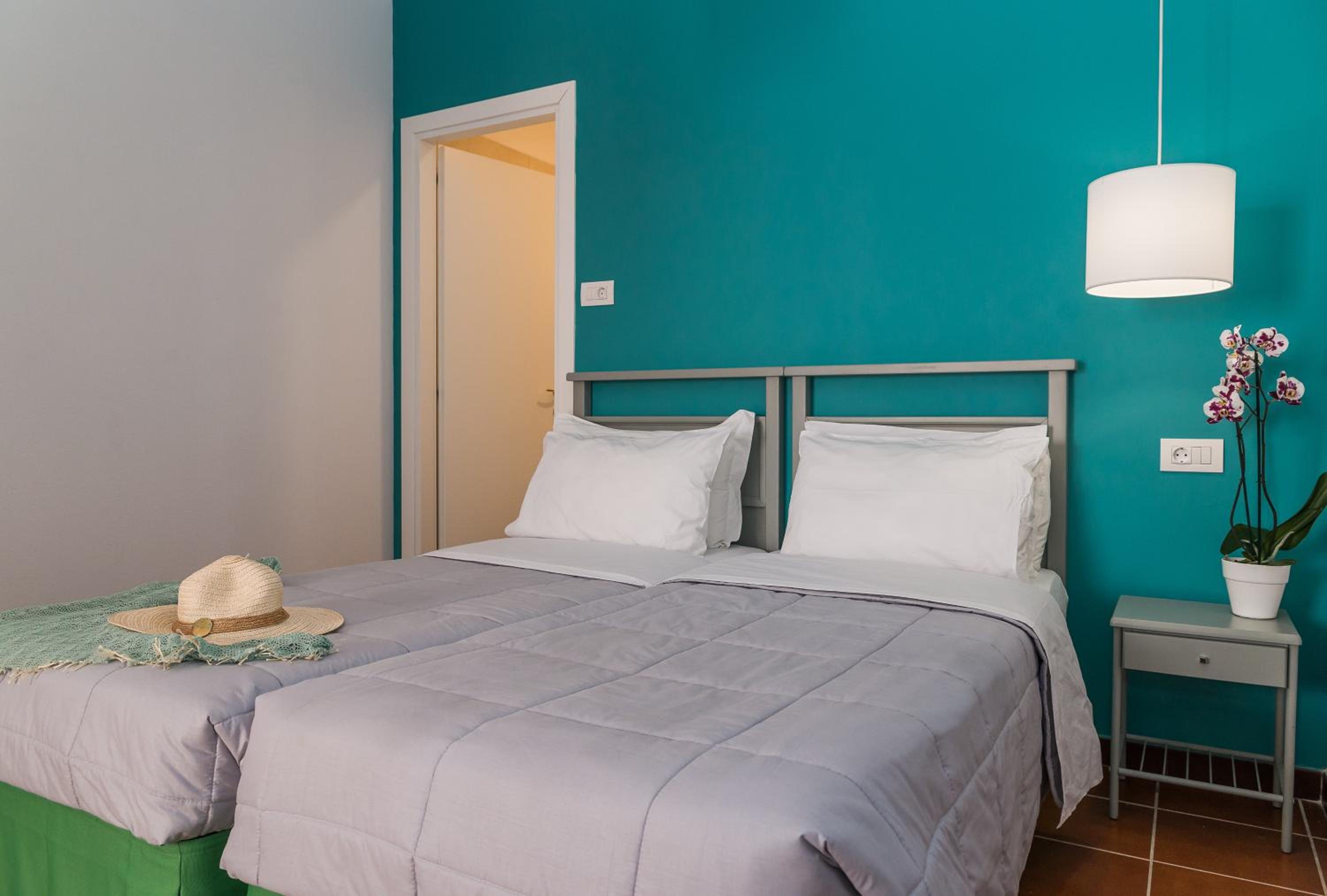 Standard Double or Twin Room photo 2
