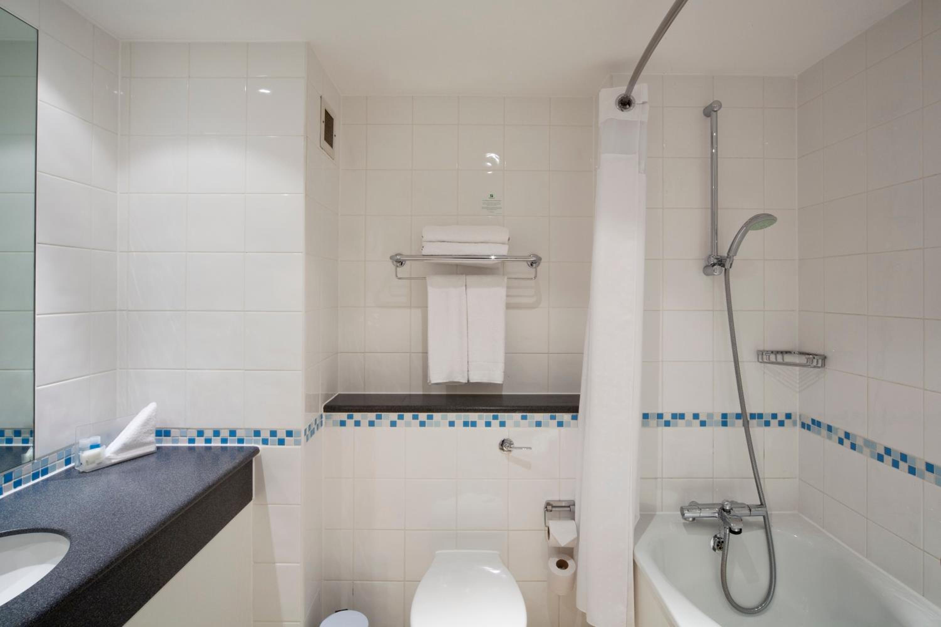 Standard Room - Photo 5