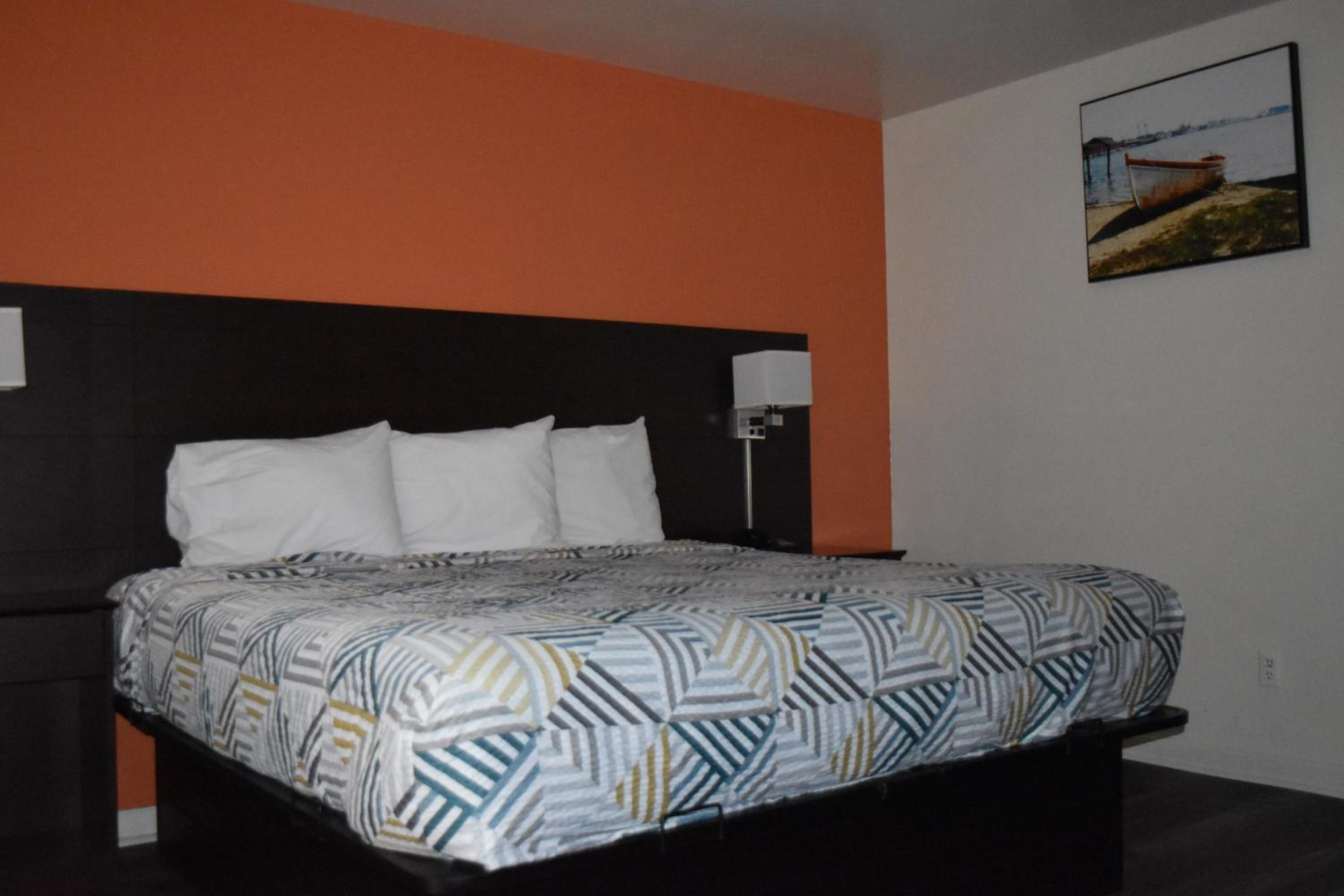 King Room with Spa Bath