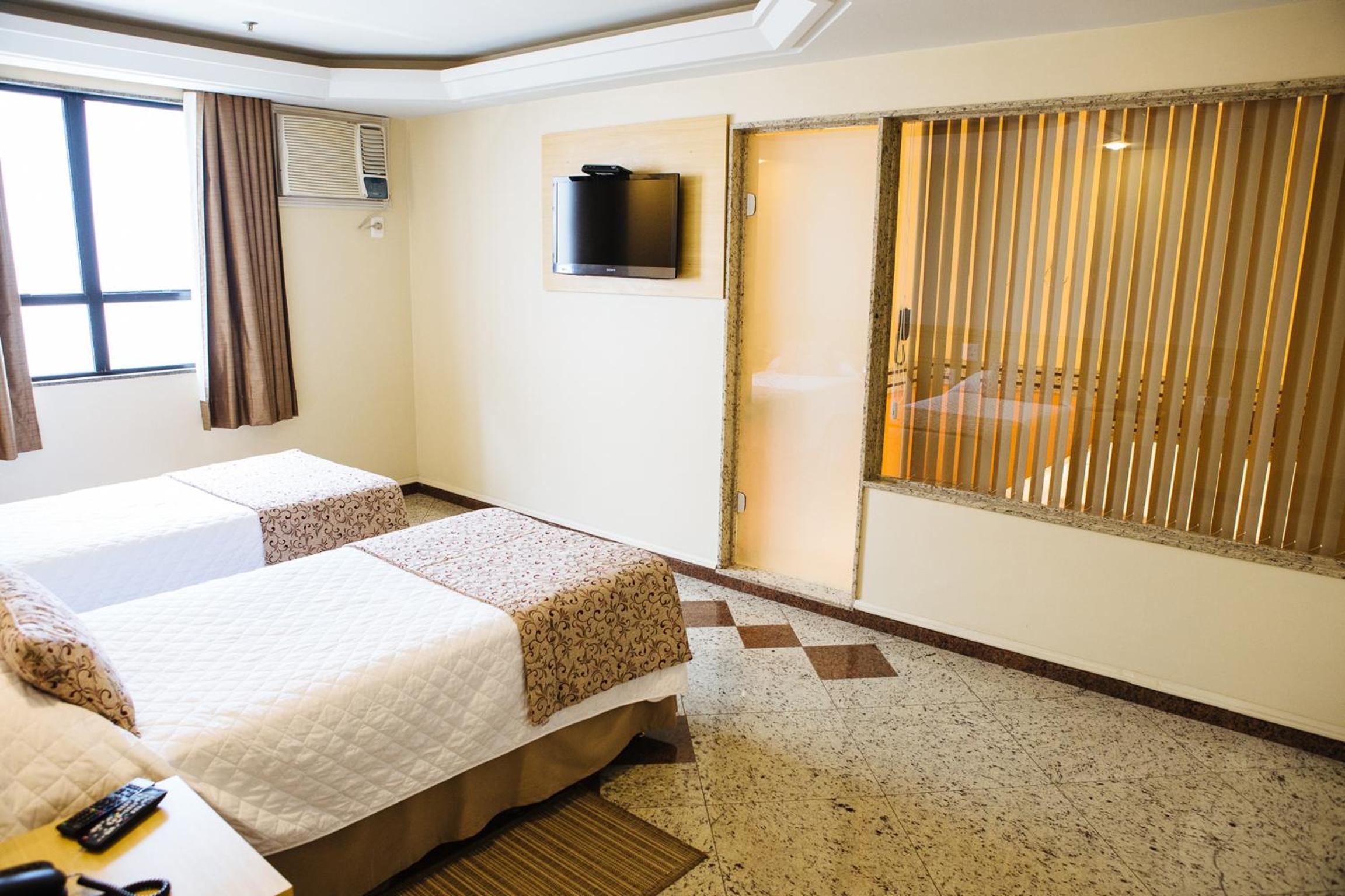 Suite with Hot Tub