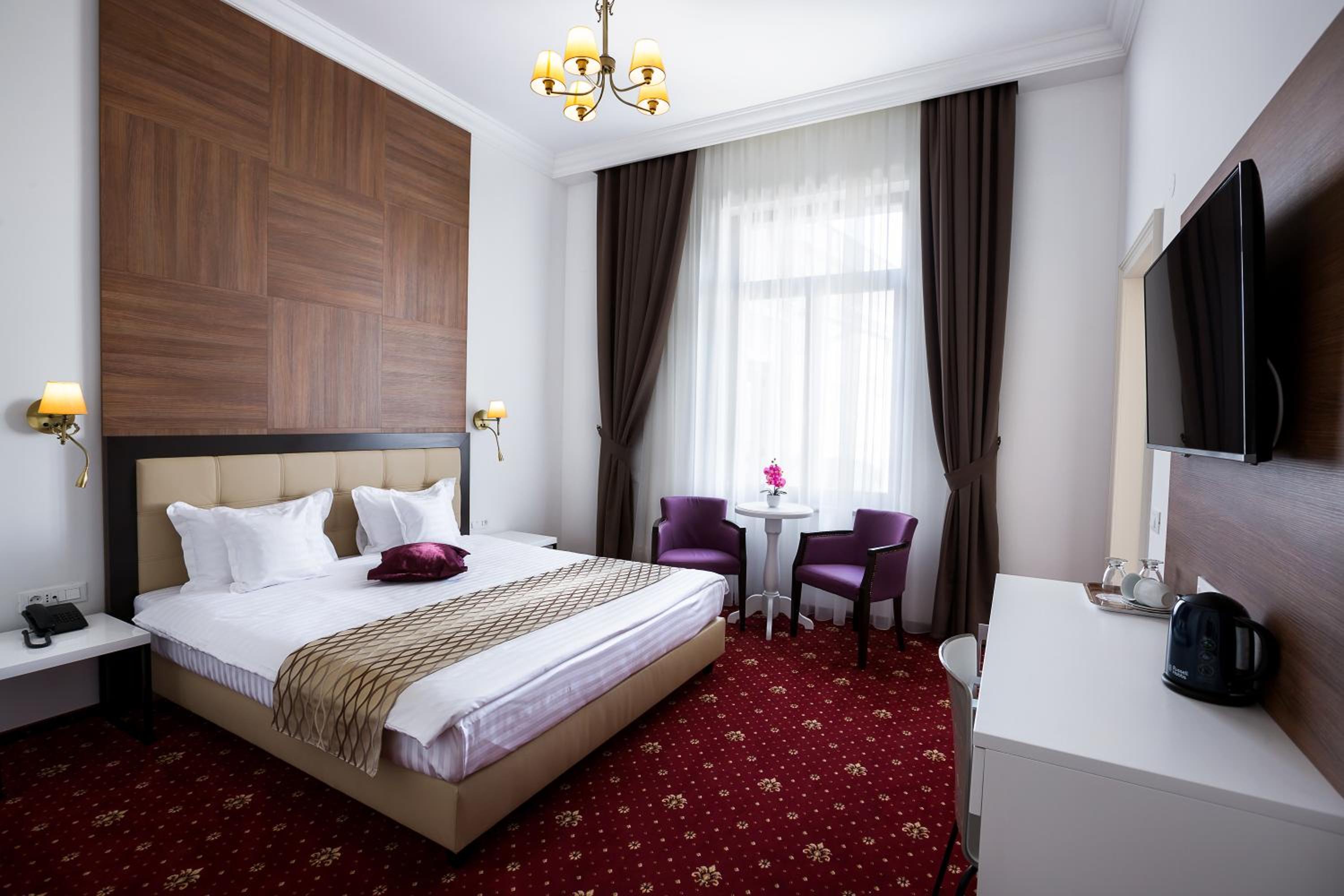 Double Room - Disability Access photo 3