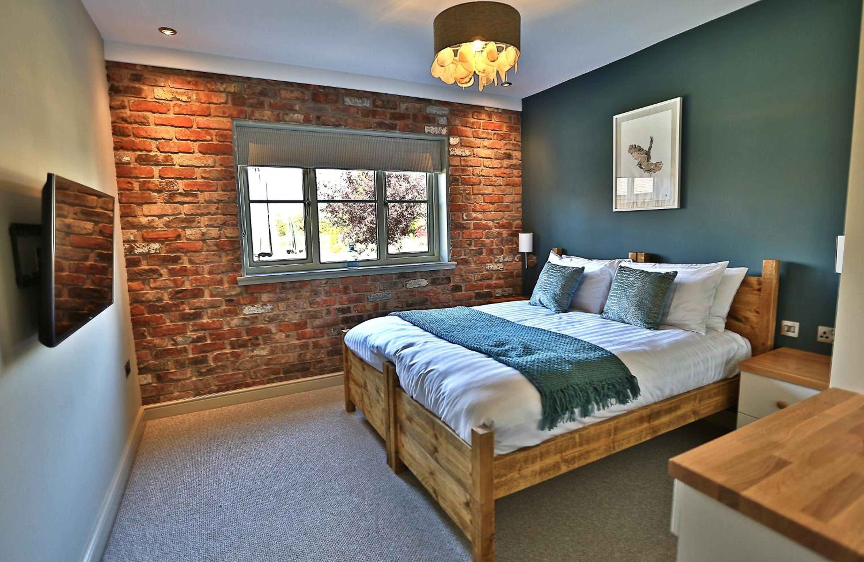 Deluxe King Room photo 2