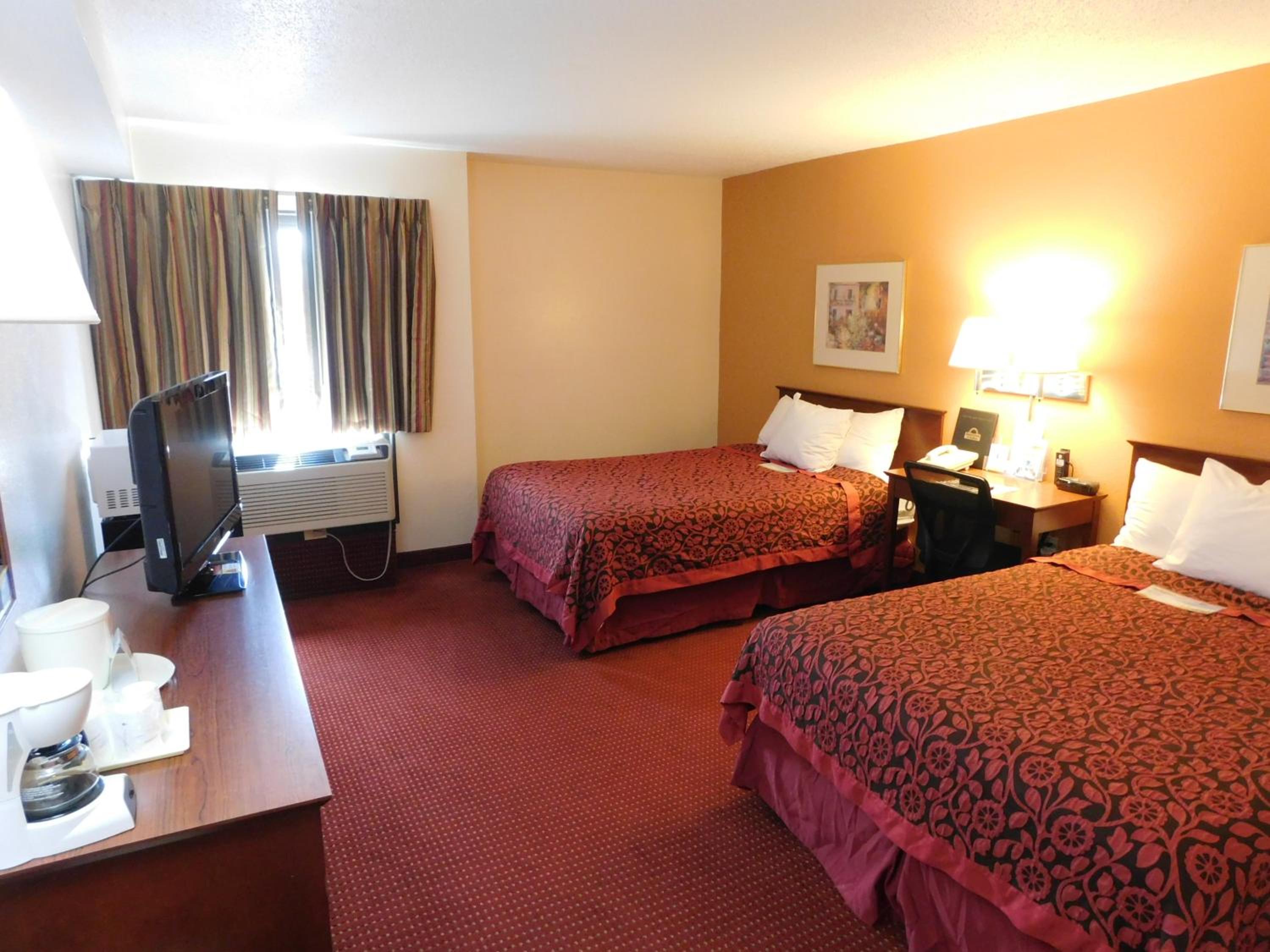 Deluxe Double Room - Disability Access/Non-Smoking photo 2