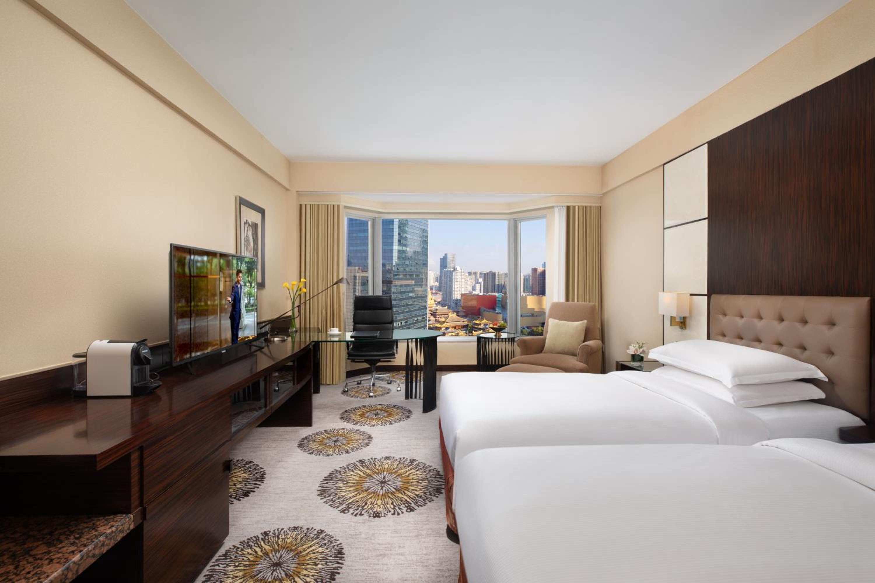 Deluxe Twin - A free copy of Shanghai Taste and a welcome gift upon check-in photo 3